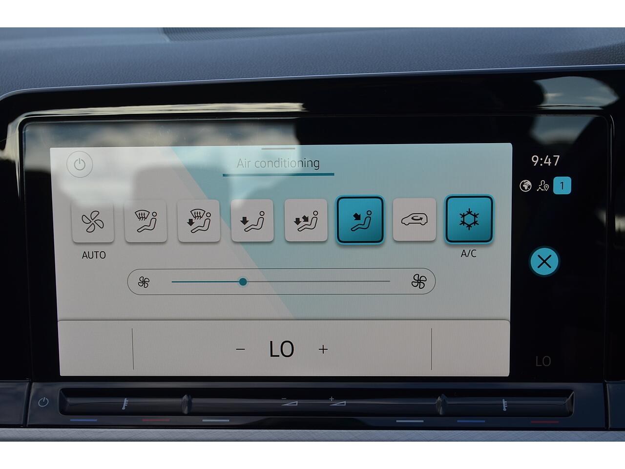 Volkswagen Golf view 26
