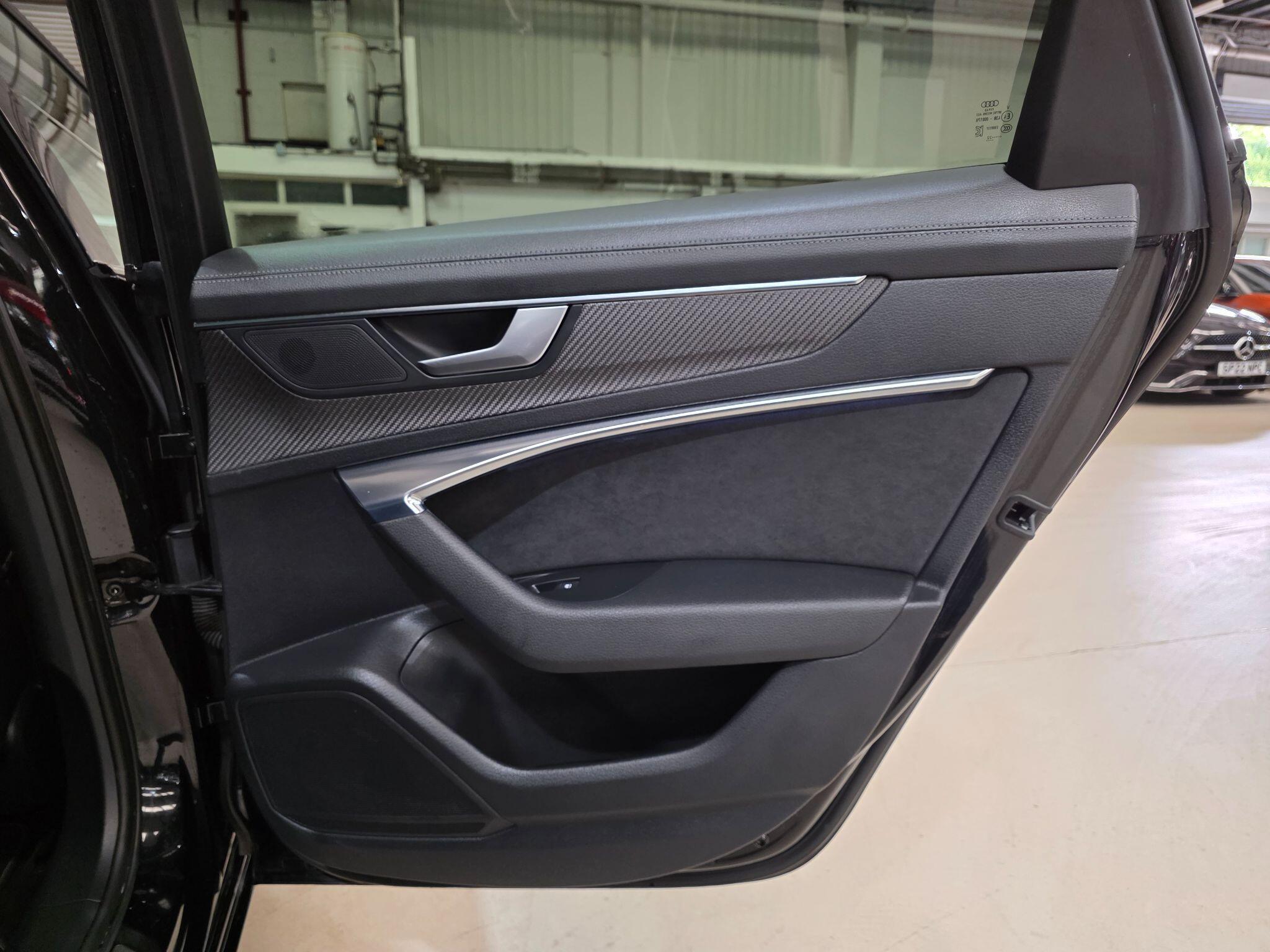 Audi A6 Saloon view 26