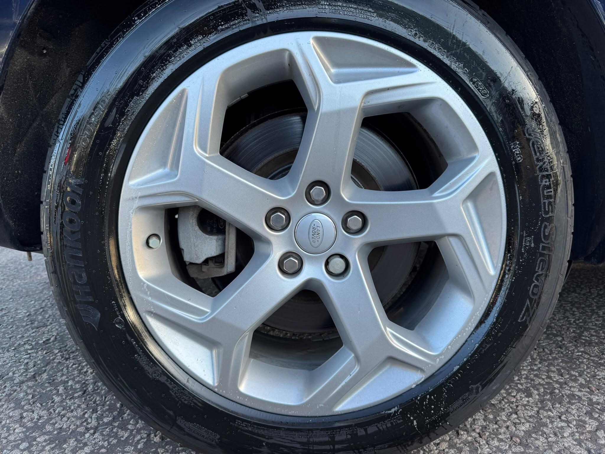 Land Rover Range Rover Sport view 90