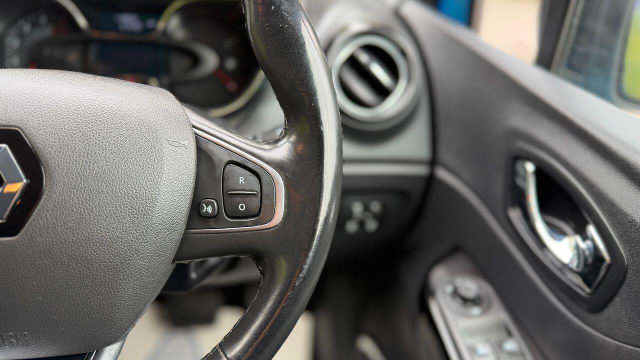 Renault Captur view 18