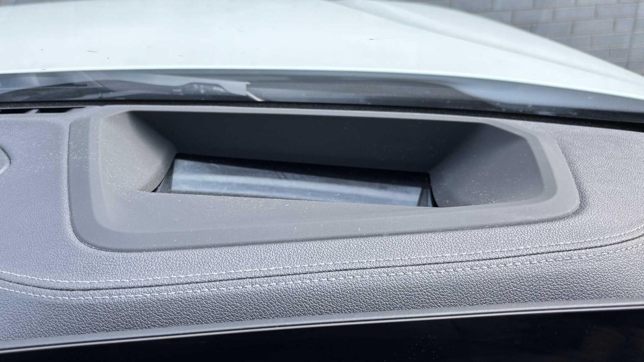 BMW i4 view 20
