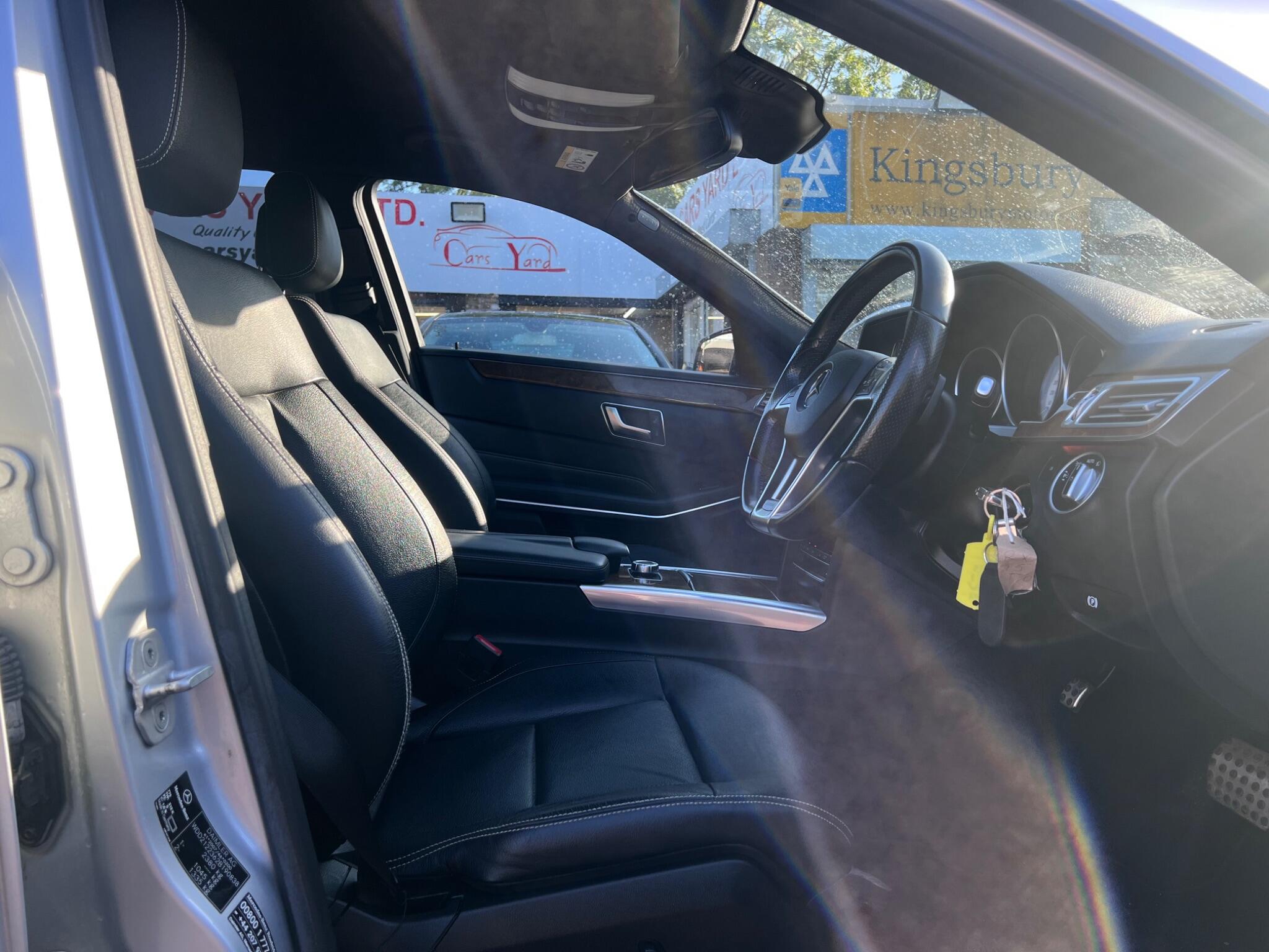 Mercedes-Benz E Class view 18