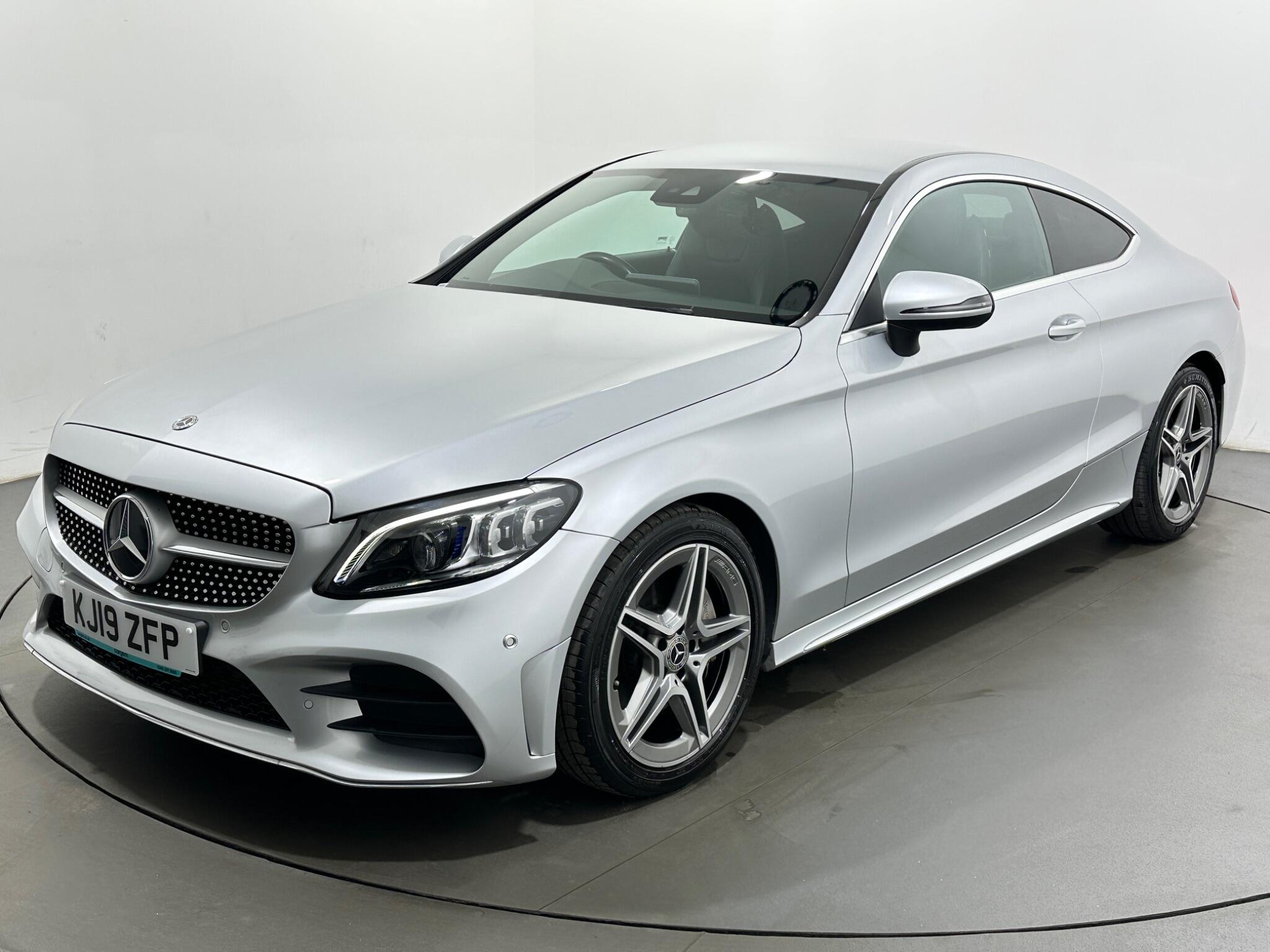 Mercedes-Benz C-Class view 51