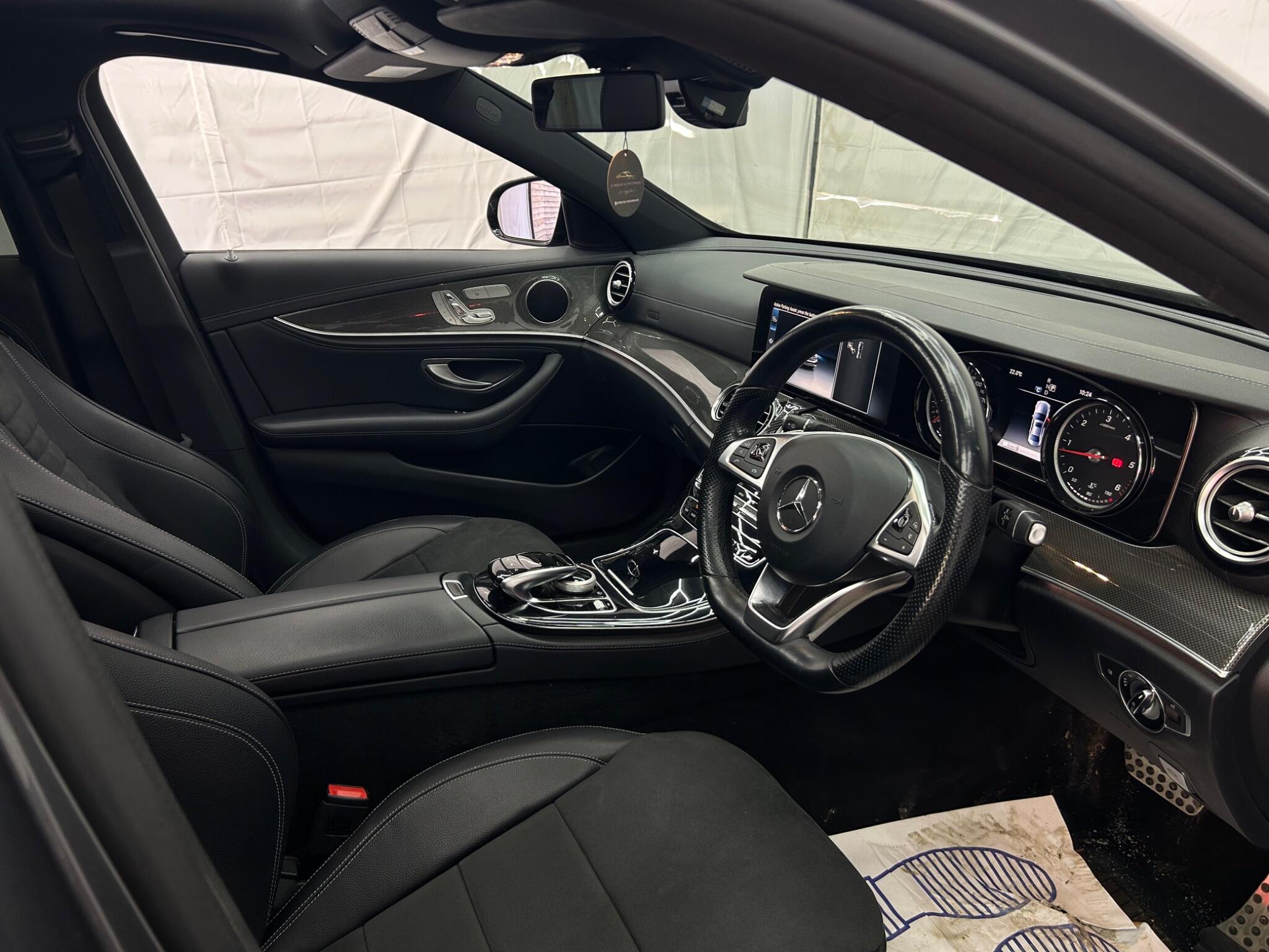 Mercedes-Benz E Class view 11