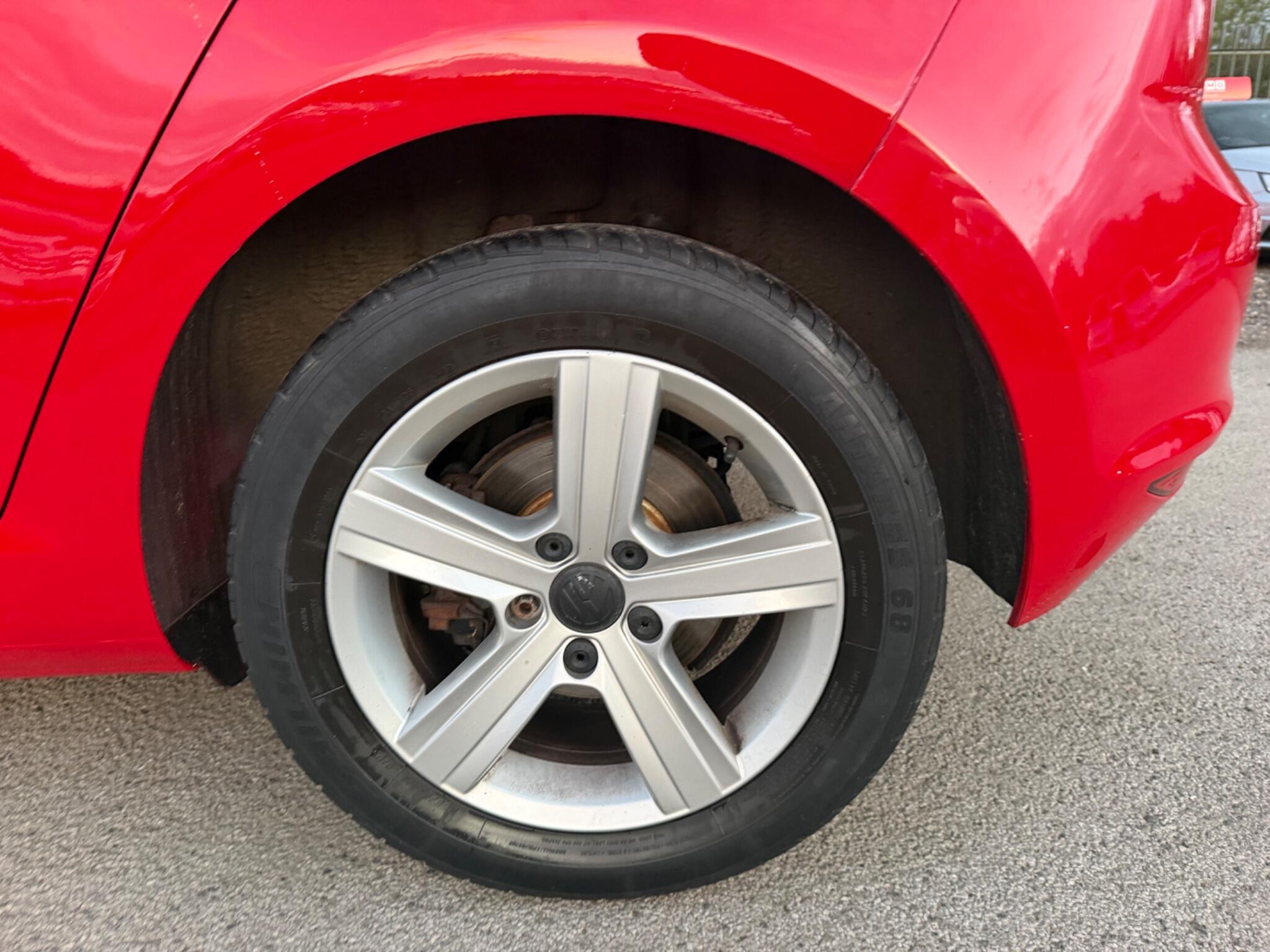 Volkswagen Golf view 41