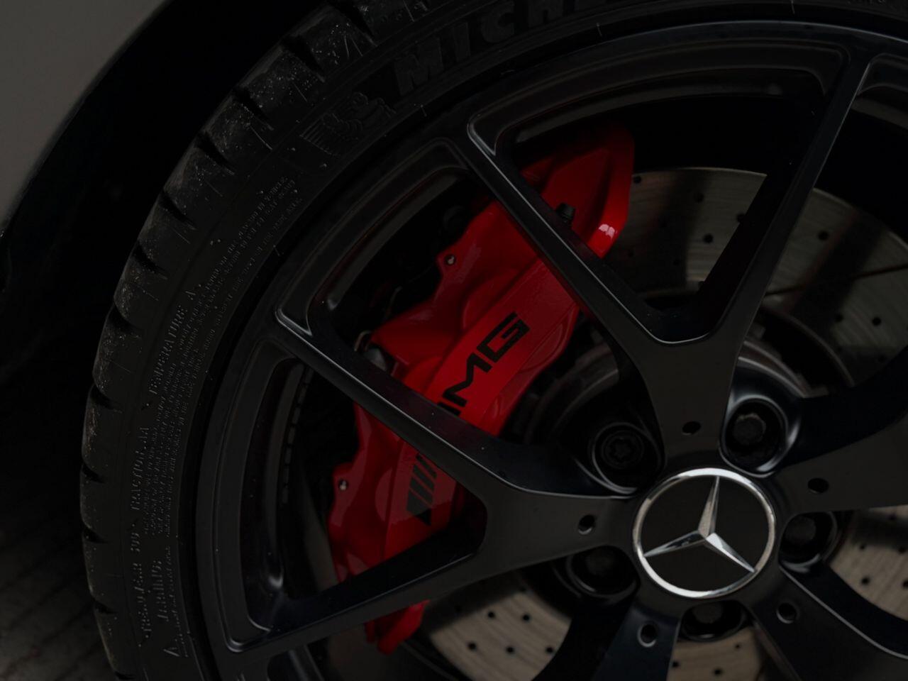 Mercedes-Benz C Class view 25