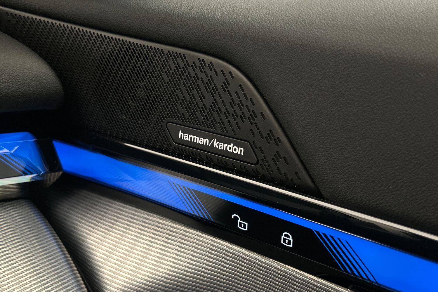 BMW i5 view 26