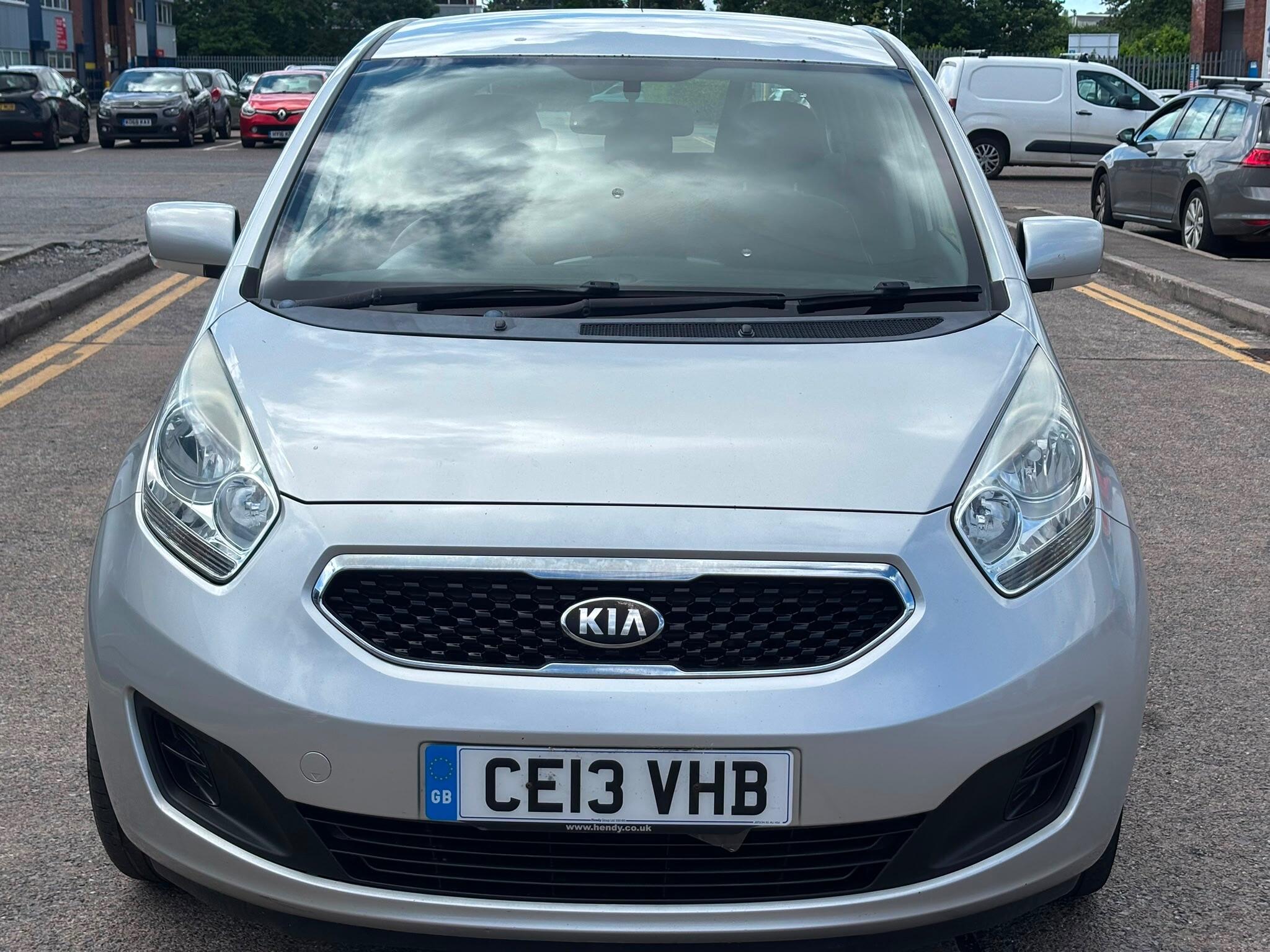 Kia Venga view 6
