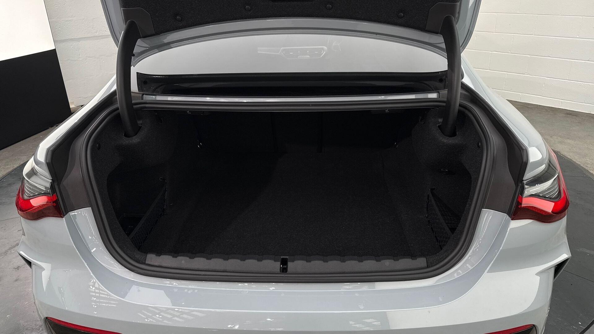 BMW 4 Series view 13