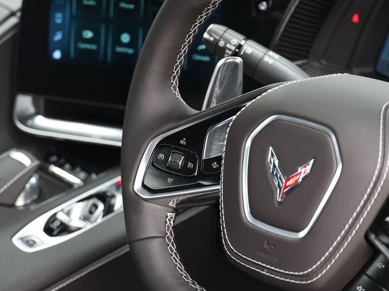 Chevrolet Corvette view 12