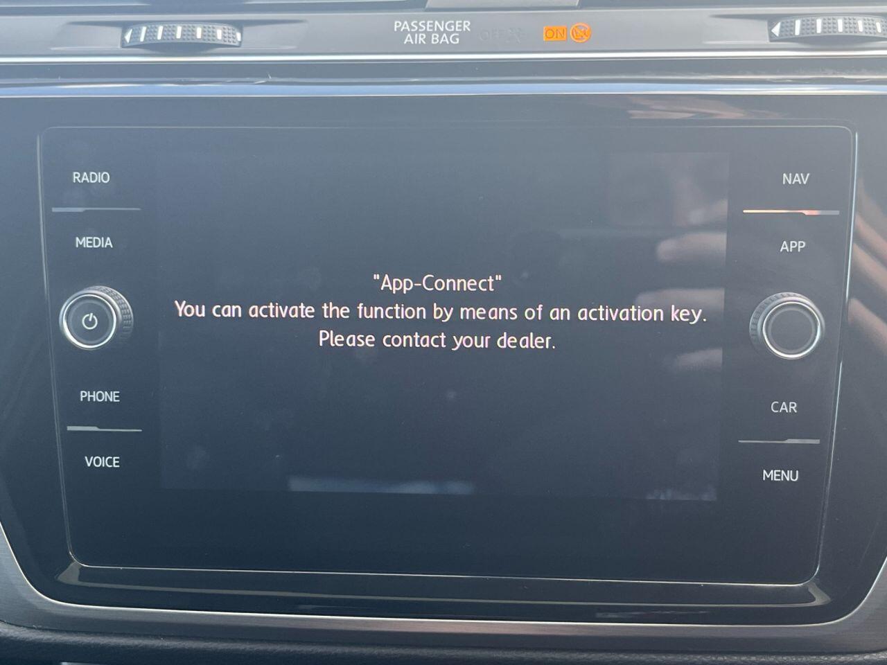 Volkswagen Touran view 26