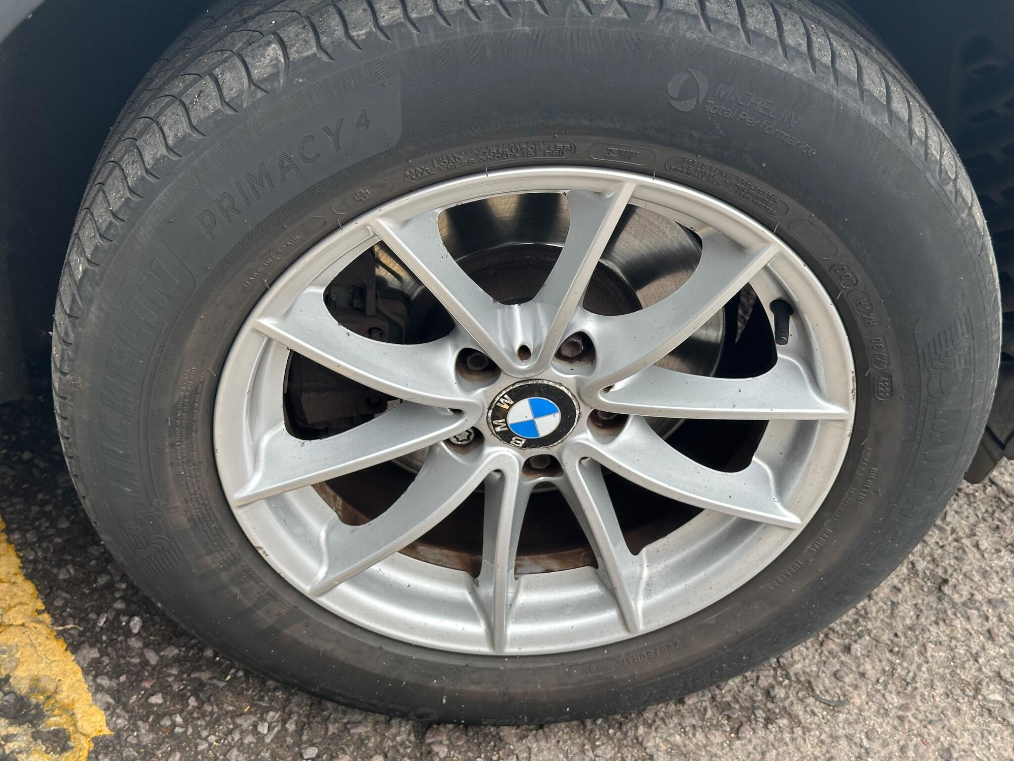 BMW X3 view 17