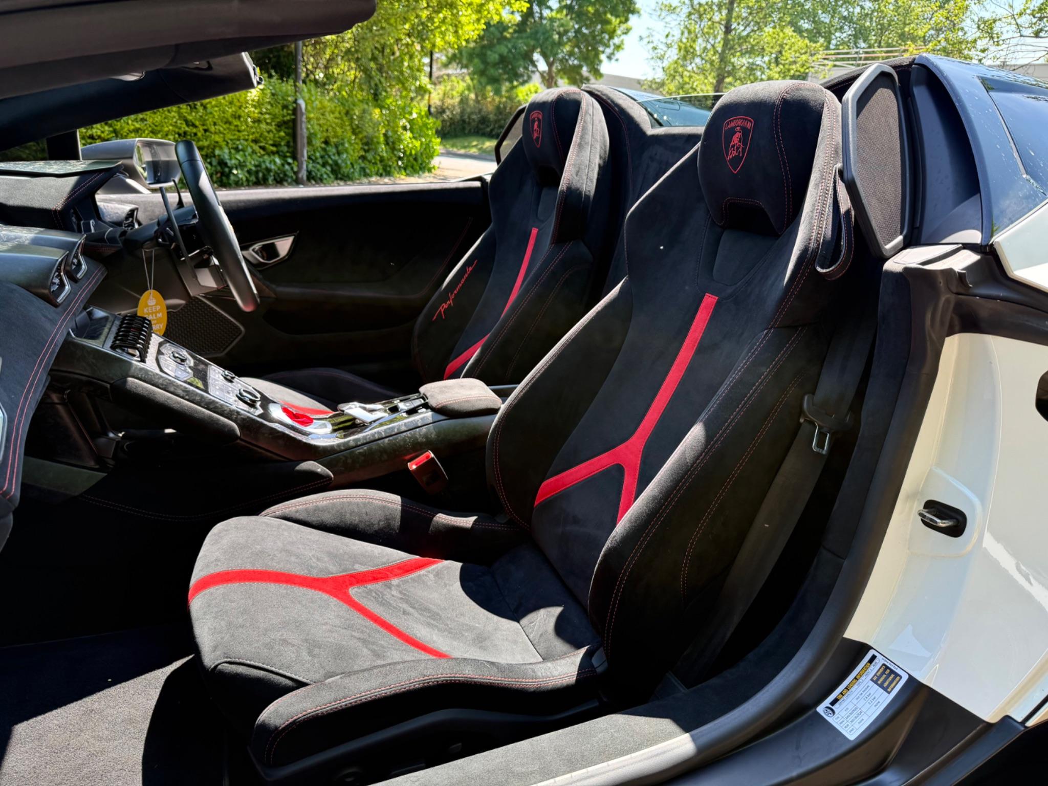 Lamborghini Huracan view 8