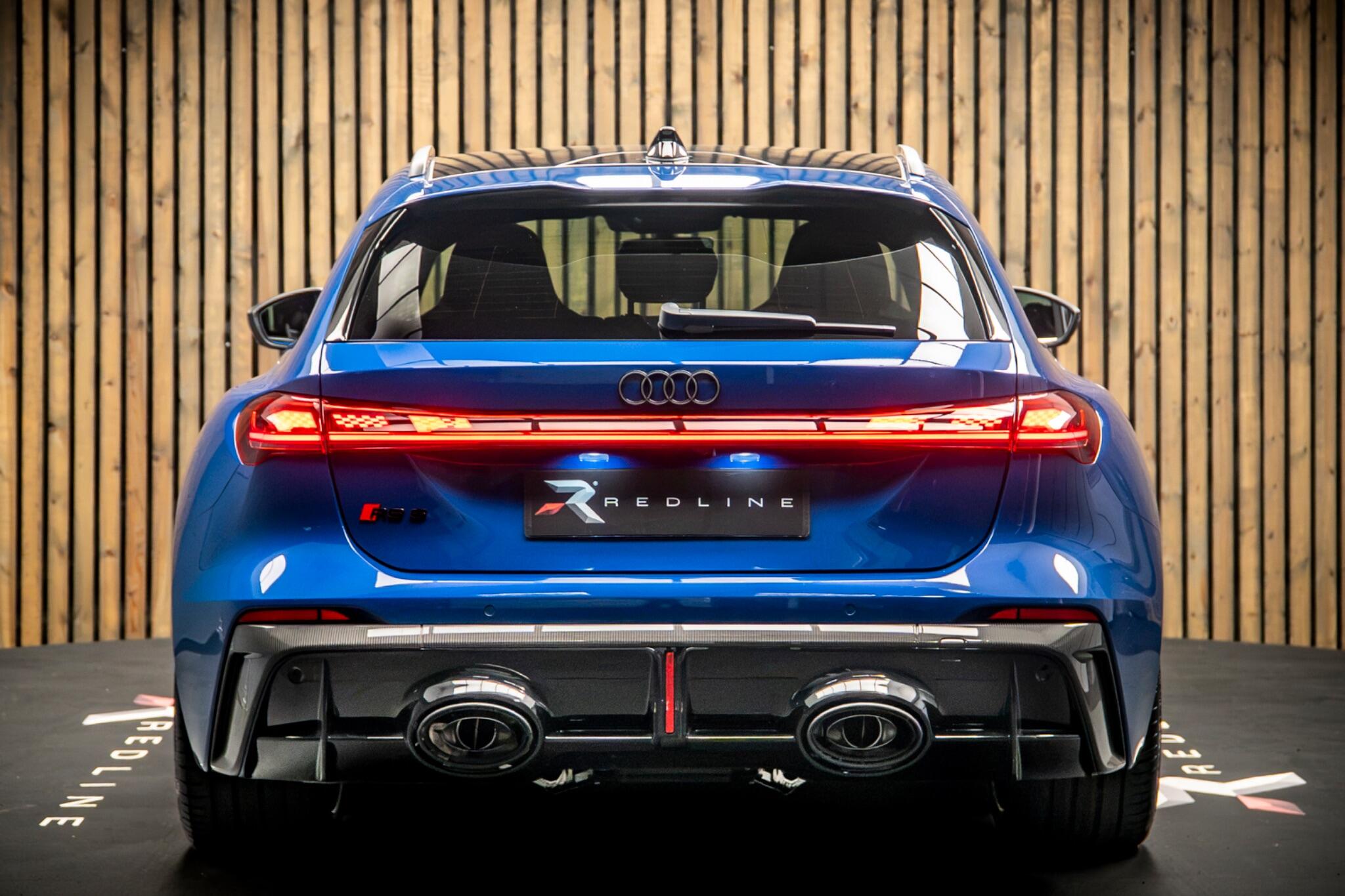 Audi RS5 view 6