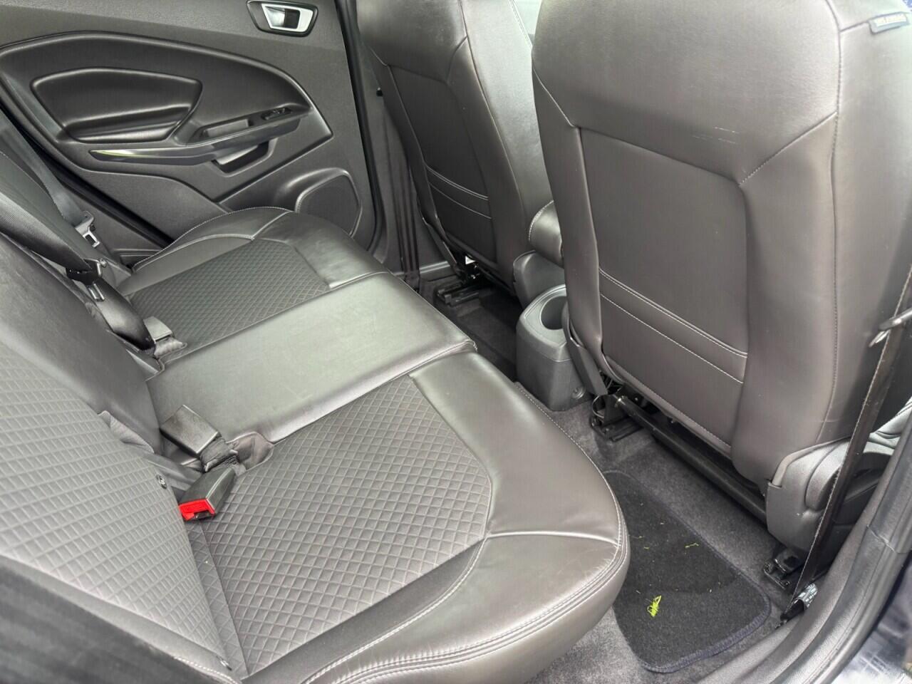 Ford Ecosport view 25