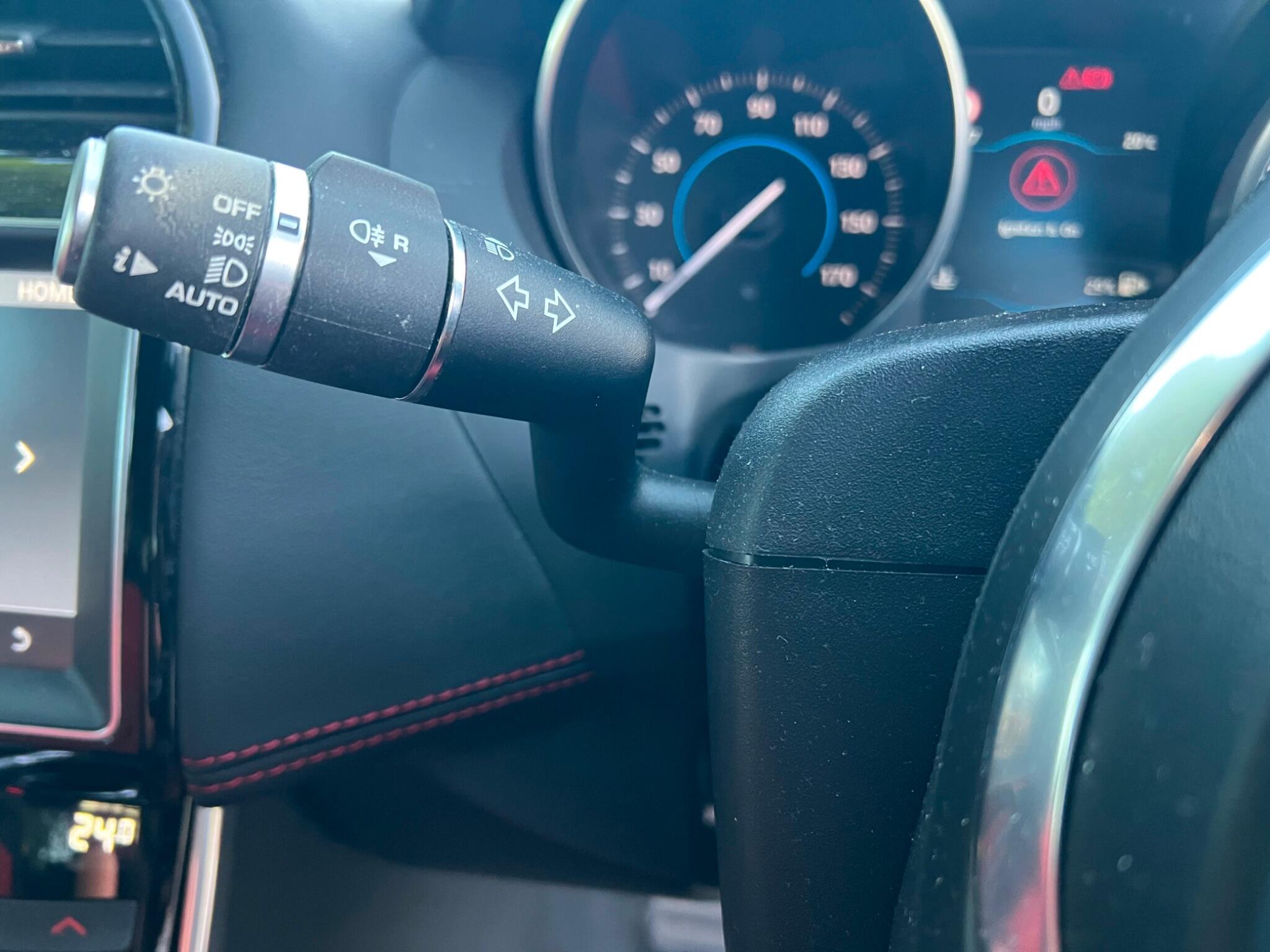 Jaguar Xe view 15