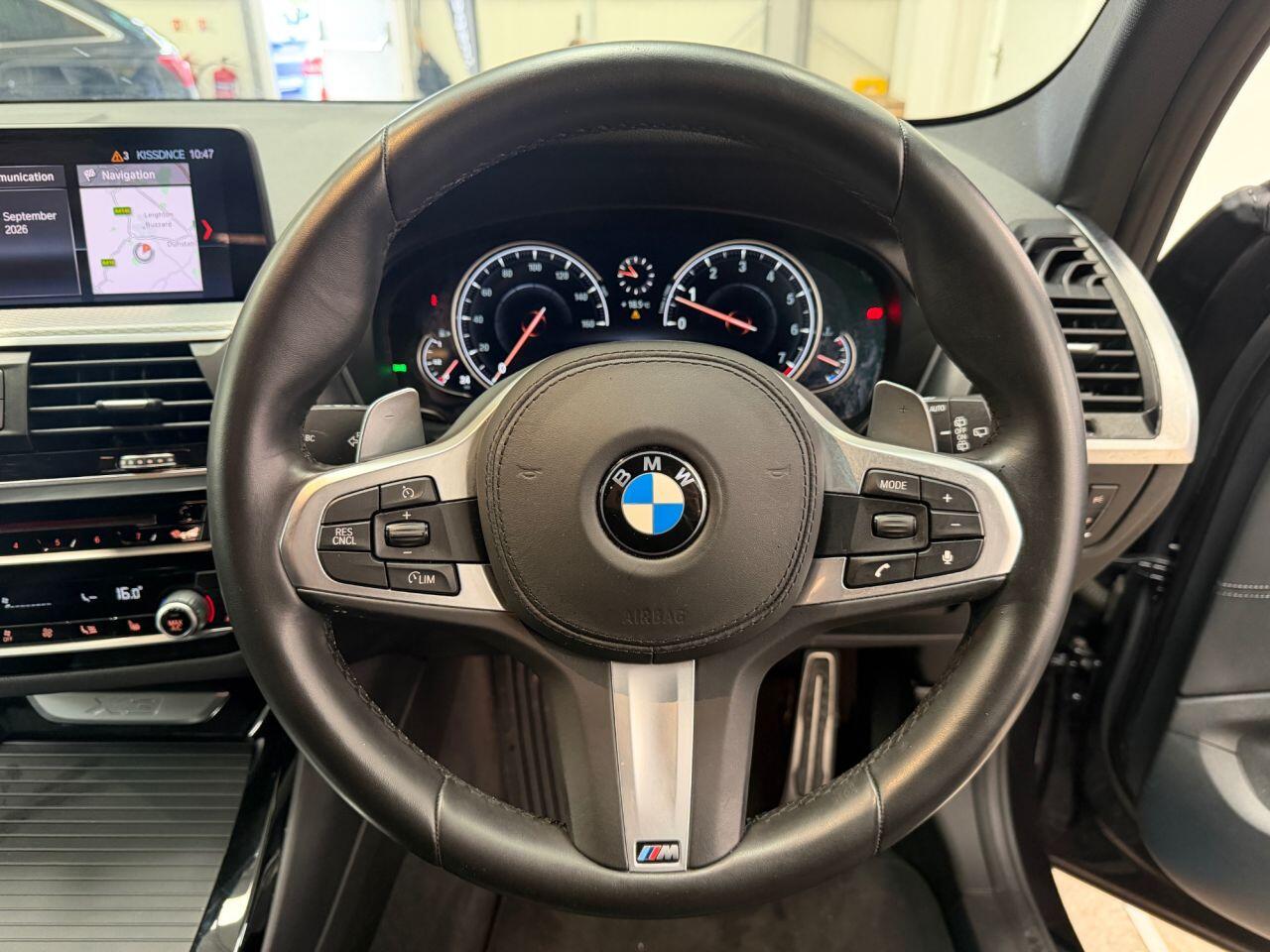 BMW X3 view 24