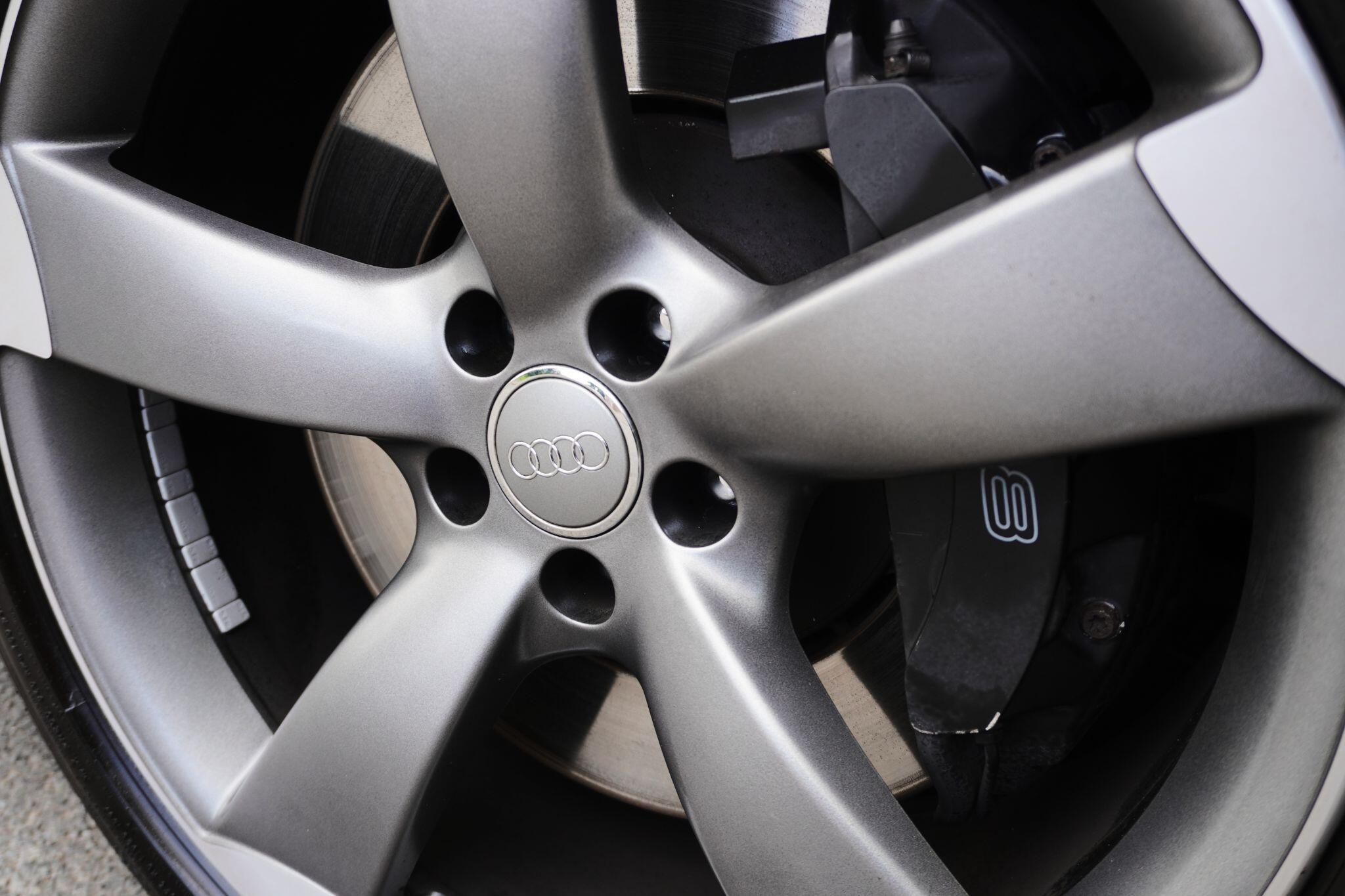 Audi S8 view 88