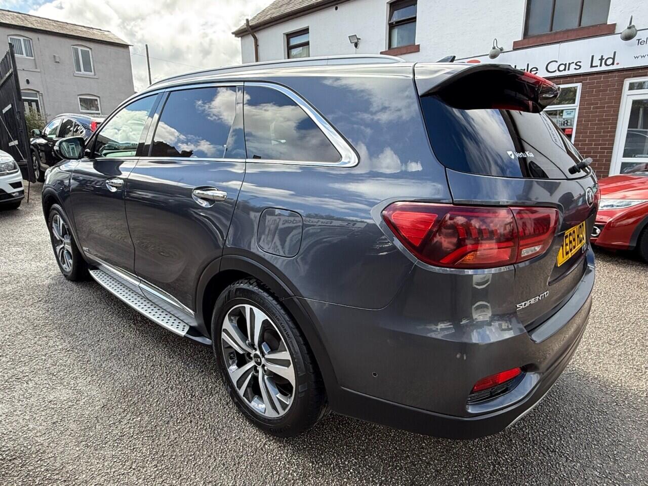 Kia Sorento view 16