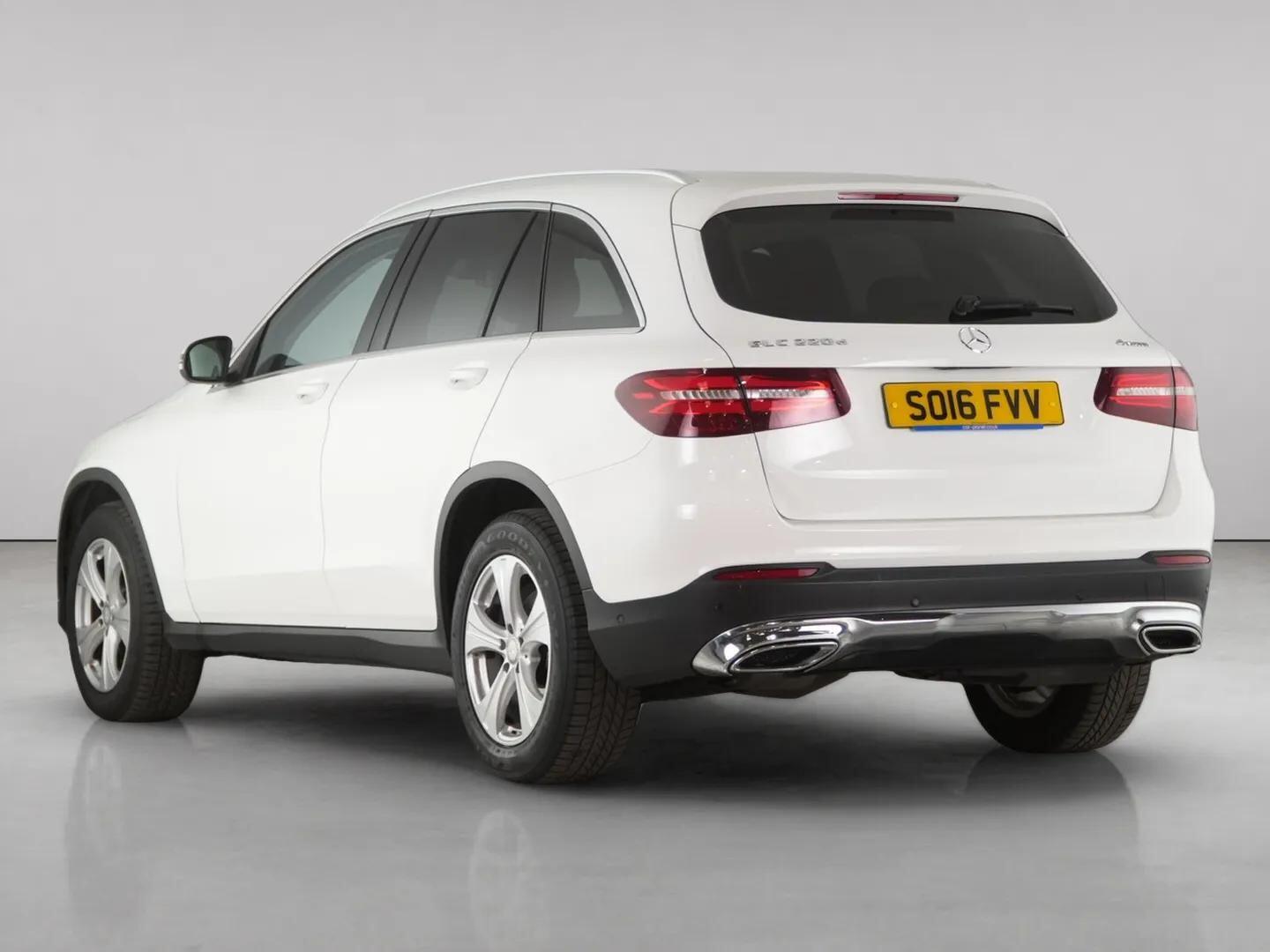 Mercedes-Benz GLC view 9