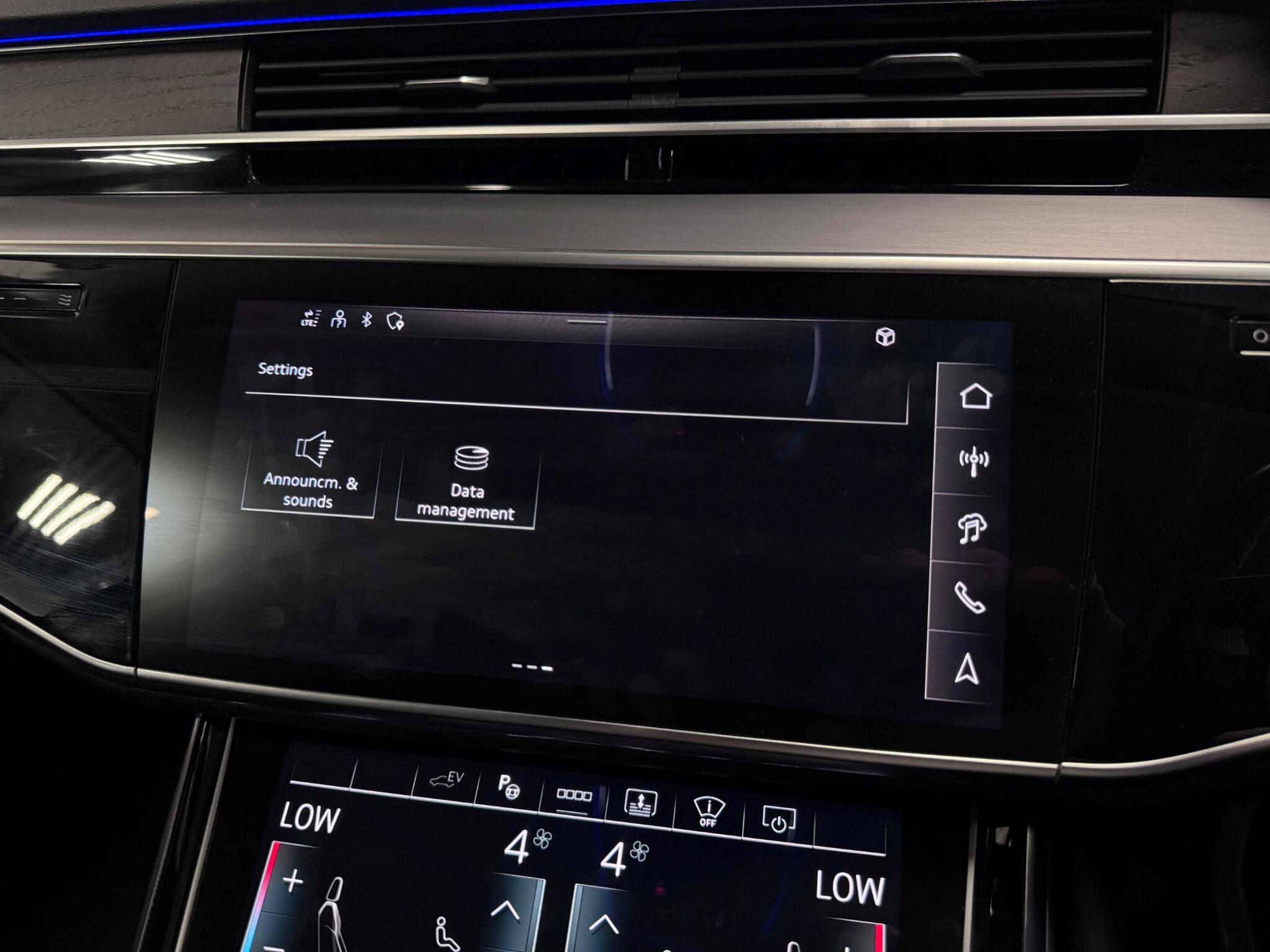 Audi A8 view 68