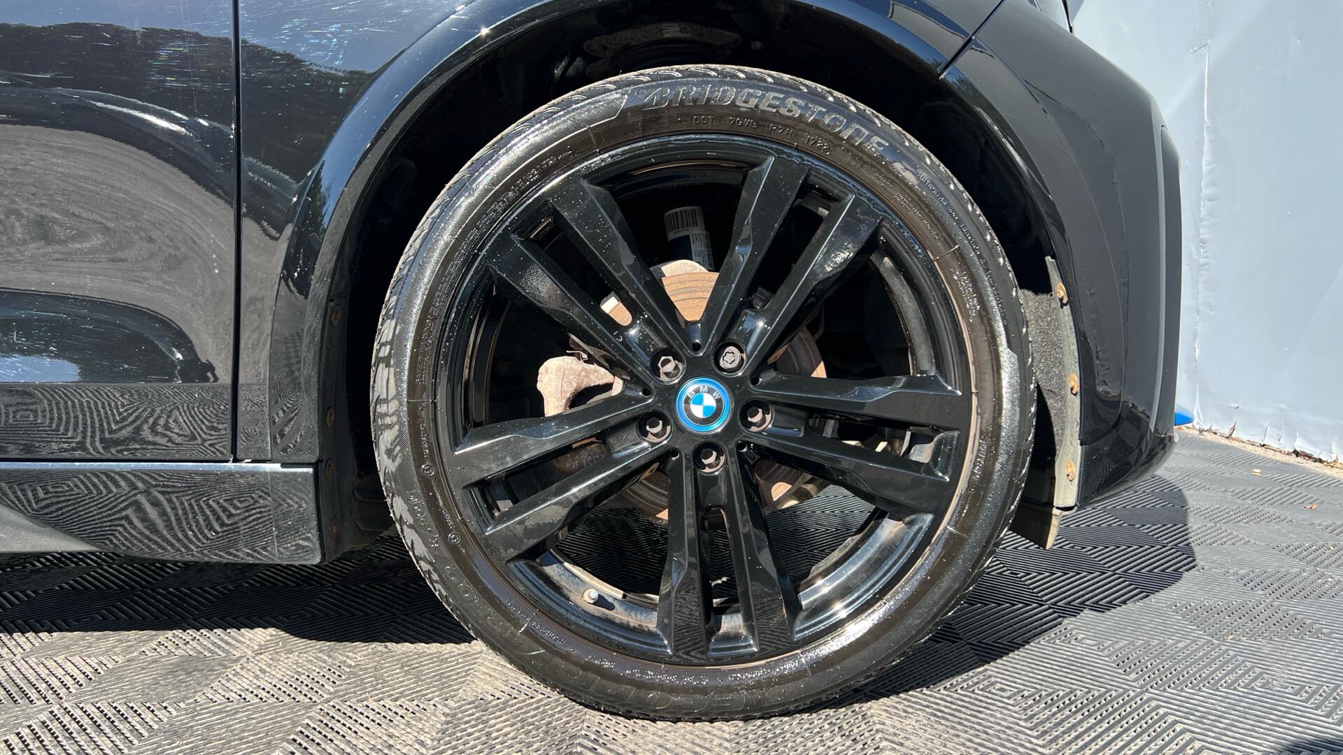 BMW i3 view 14