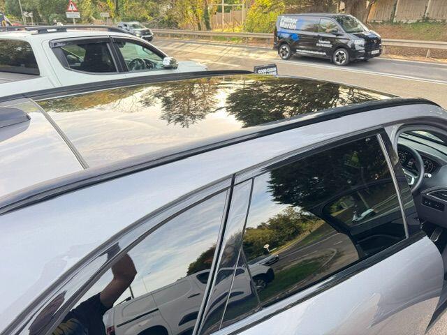 Jaguar F-Pace view 12