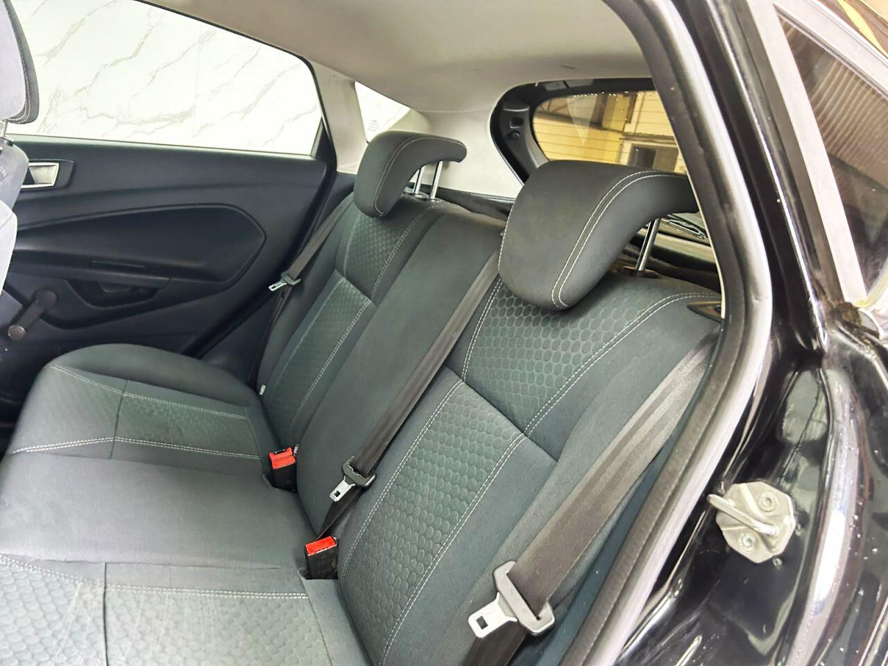 Ford Fiesta view 20