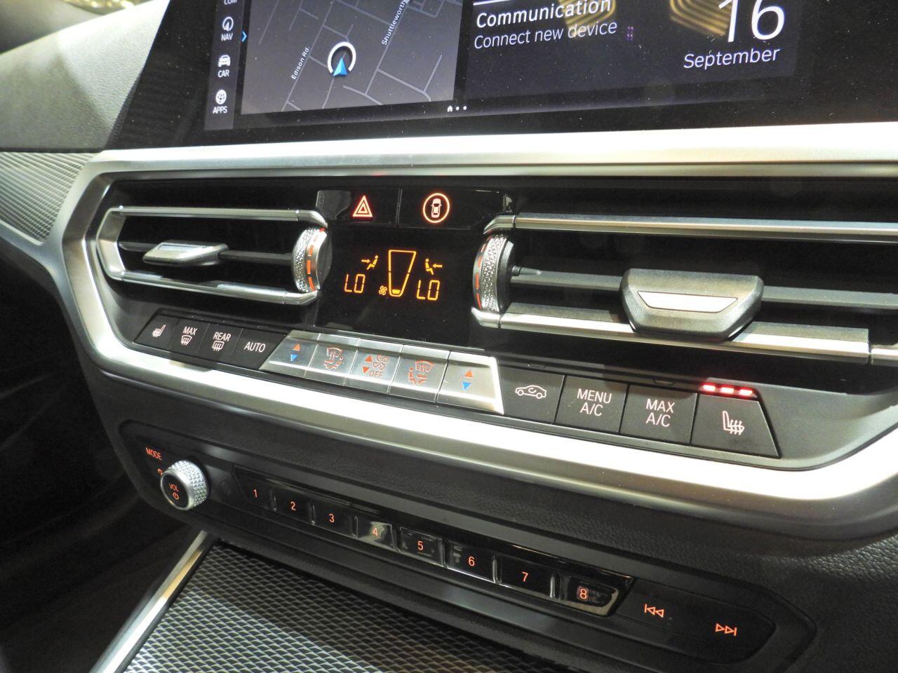 BMW 3 Series view 40
