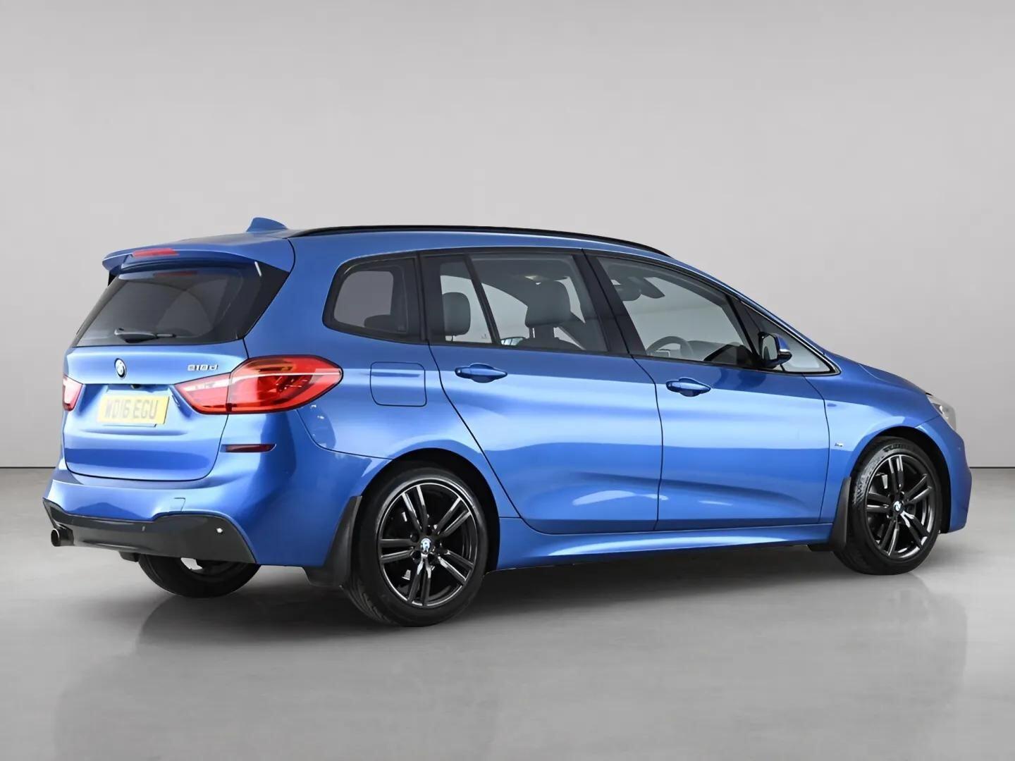 BMW 2 Series view 7