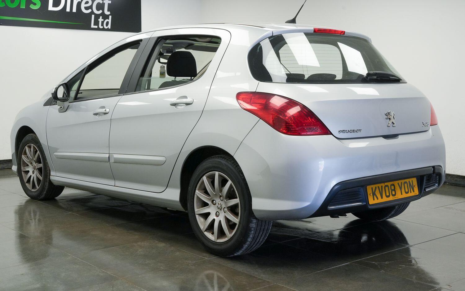 Peugeot 2008 view 7