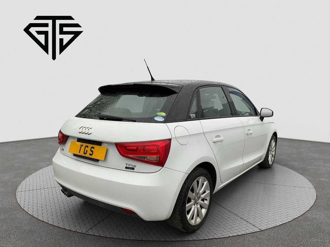 Audi A1 view 3
