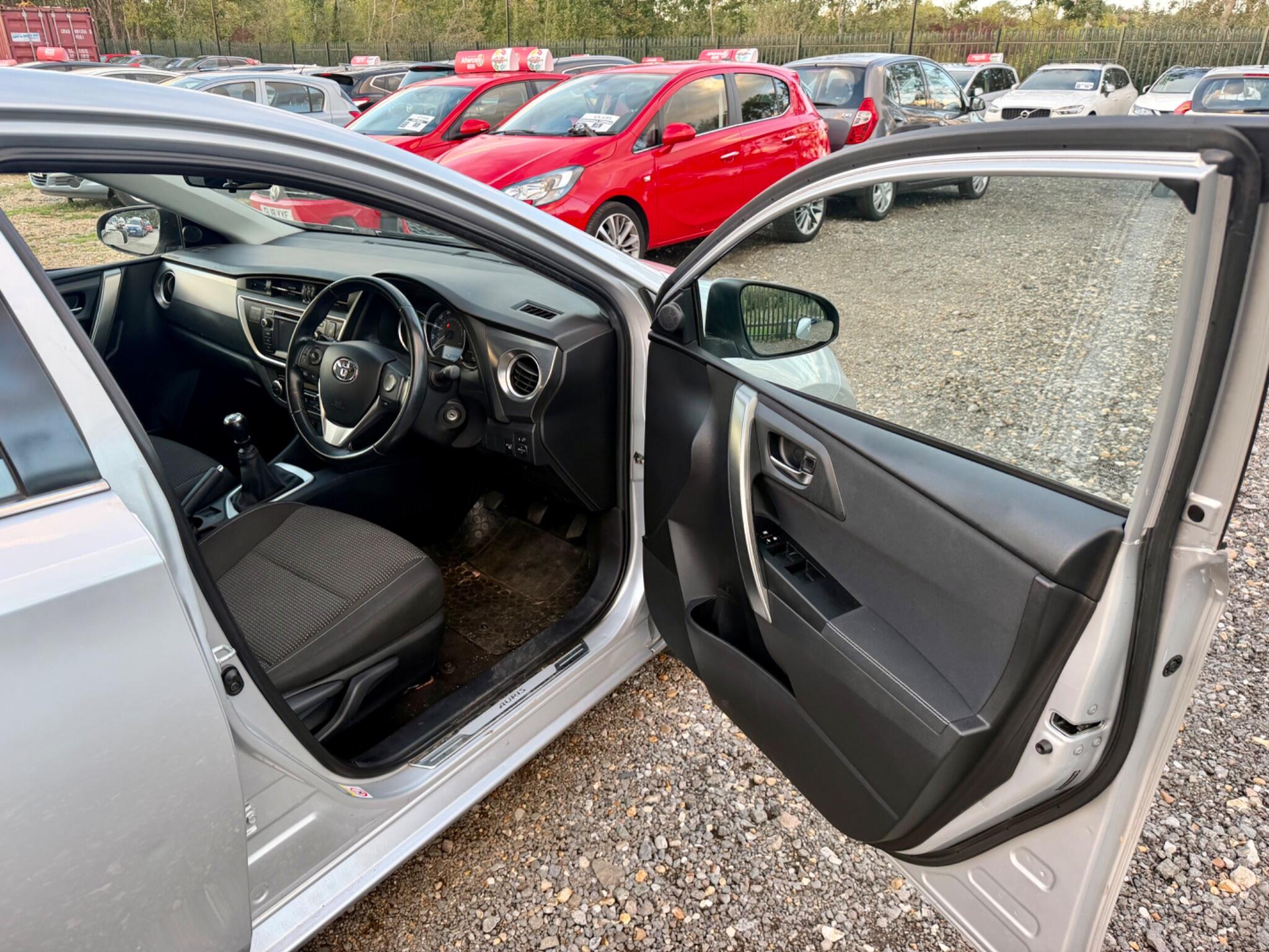 Toyota Auris view 38