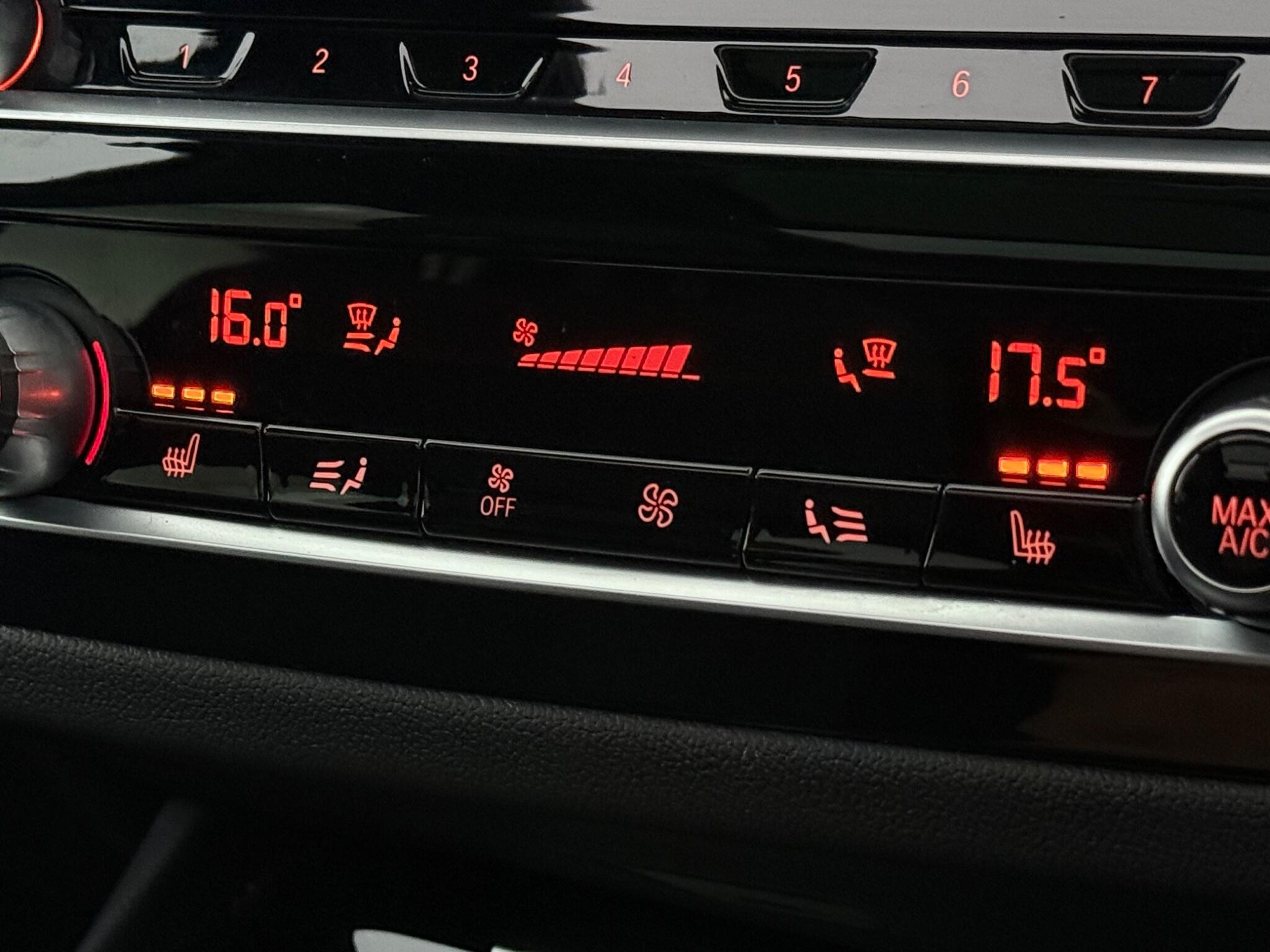 BMW X3 view 24