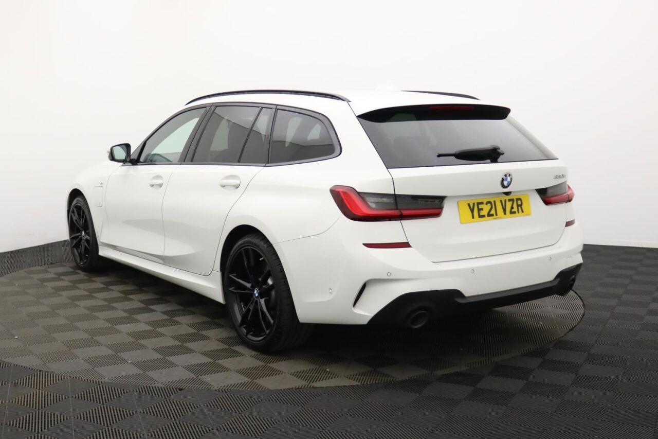 BMW 3 Series view 7