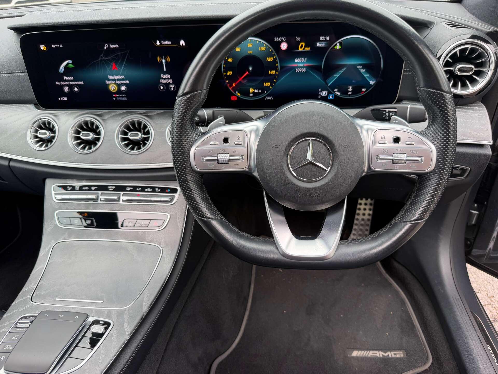 Mercedes-Benz CLS view 36