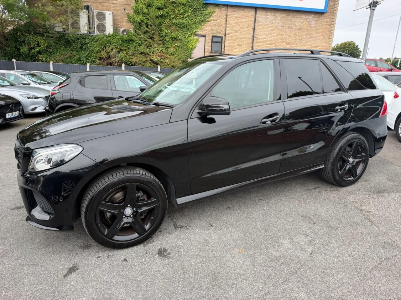 Mercedes-Benz Gle view 40