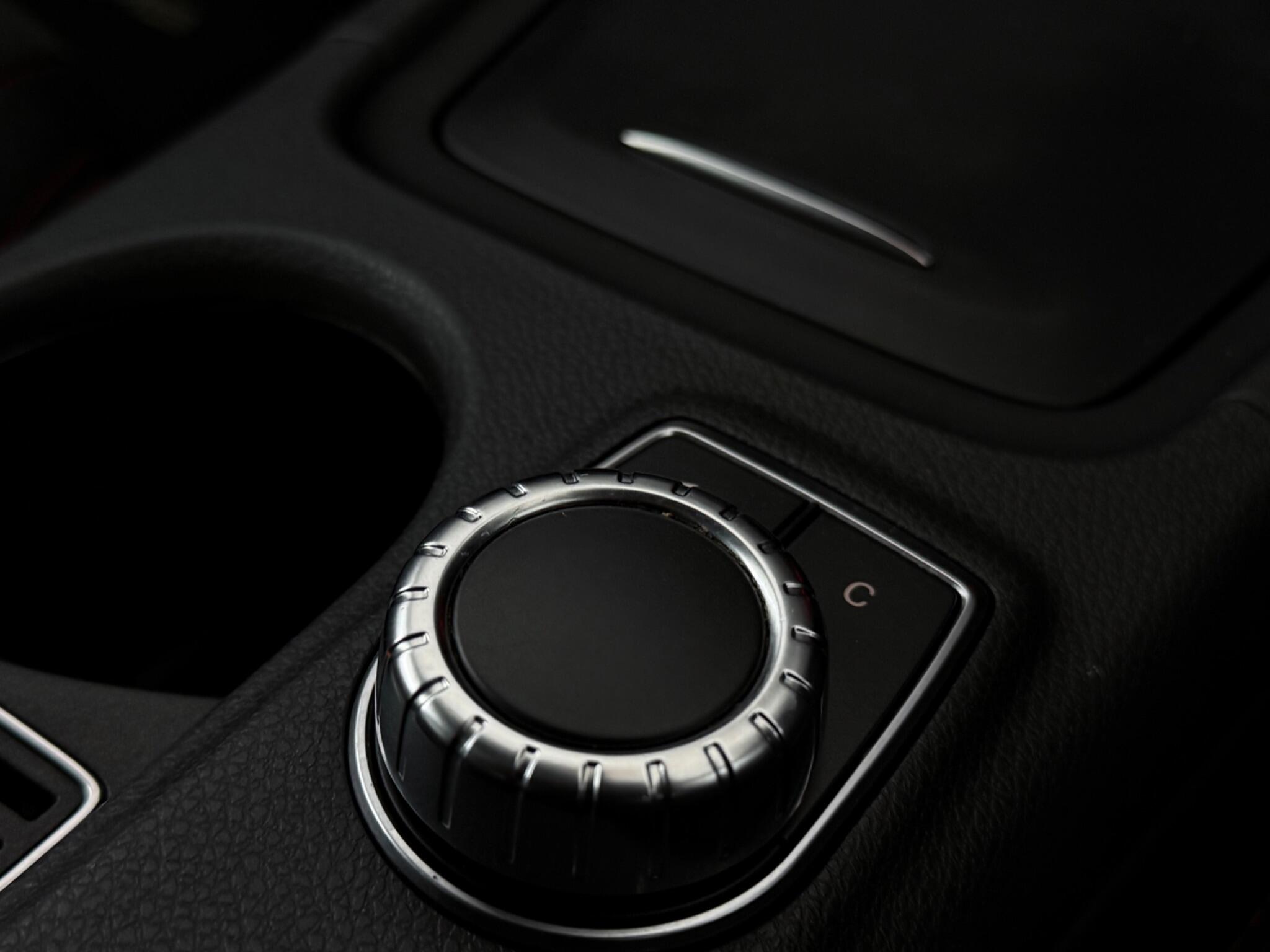 Mercedes-Benz CLA view 26