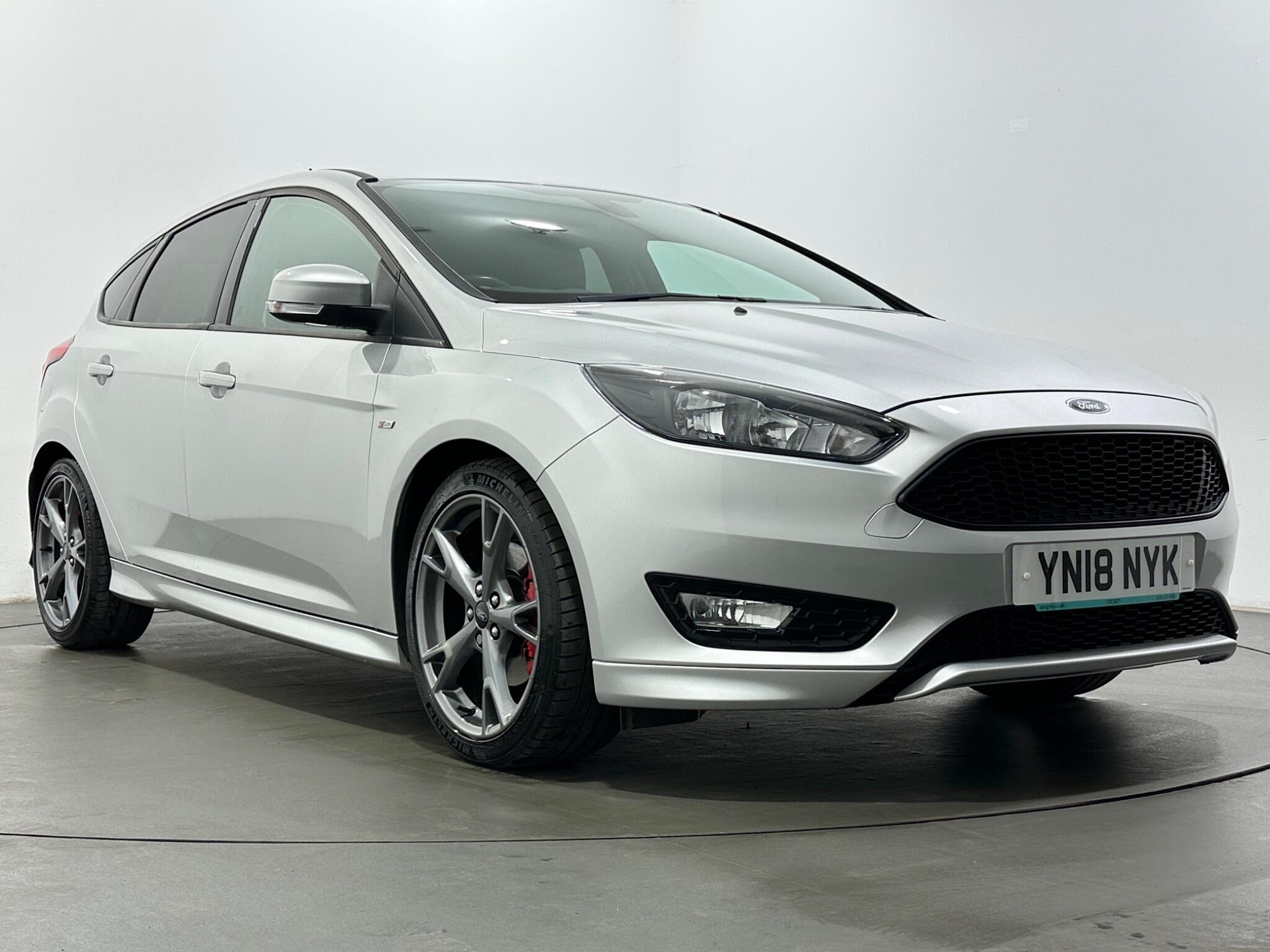 Ford Focus view 51
