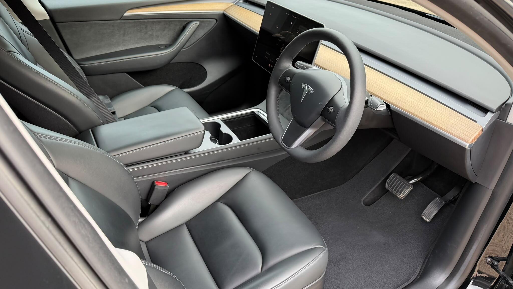 Tesla Model Y view 17