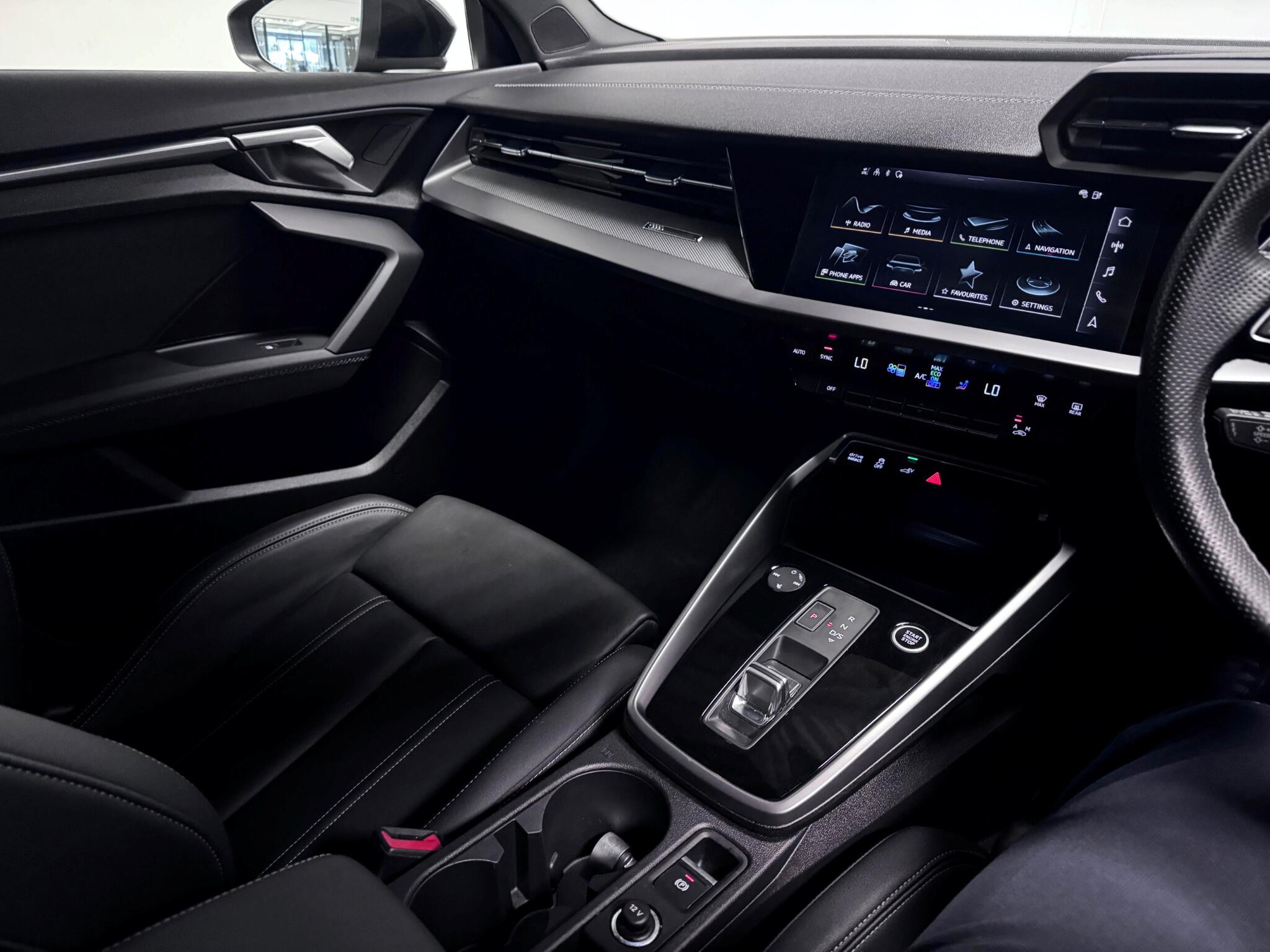 Audi A3 view 34
