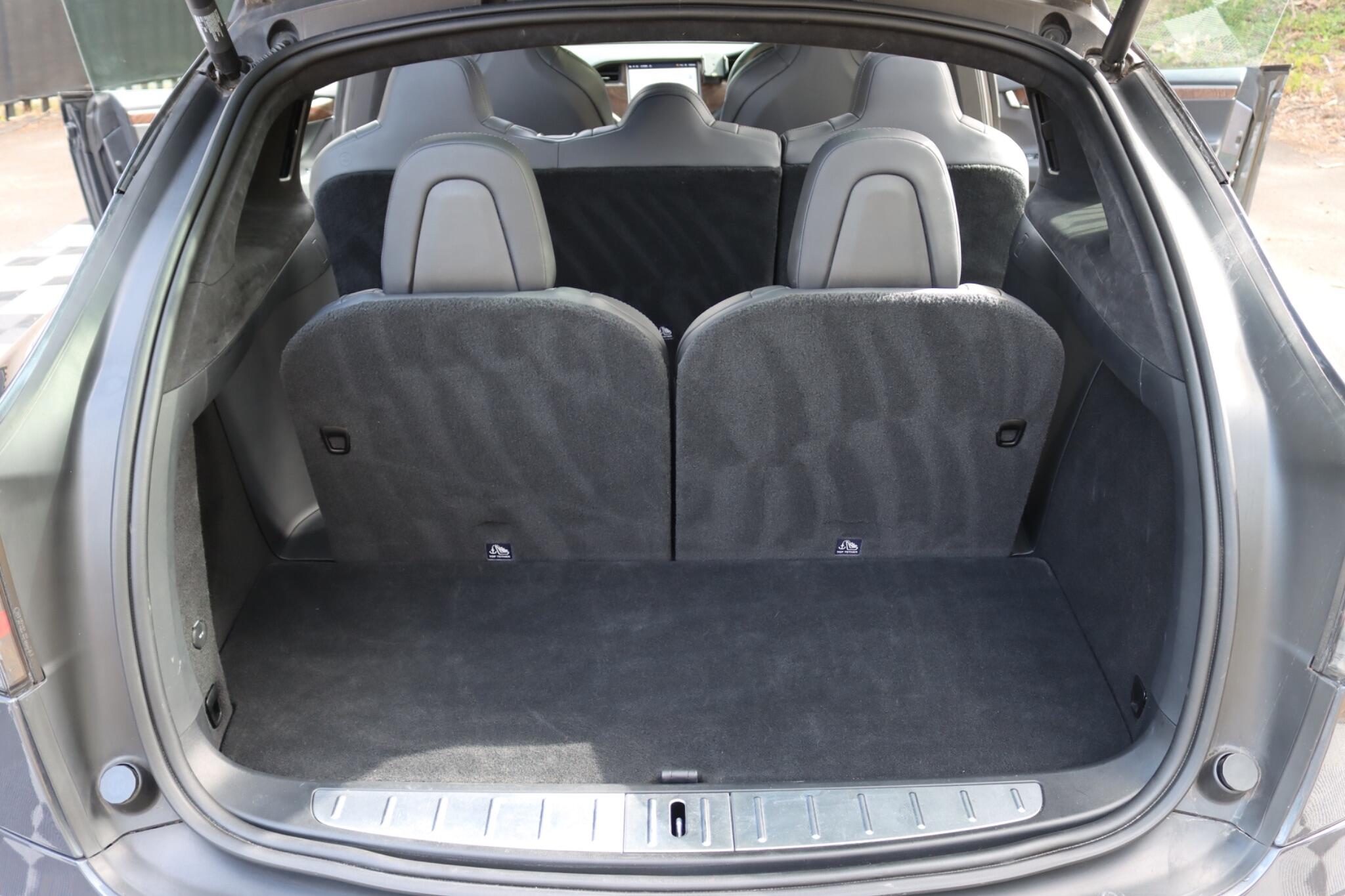 Tesla Model X view 22