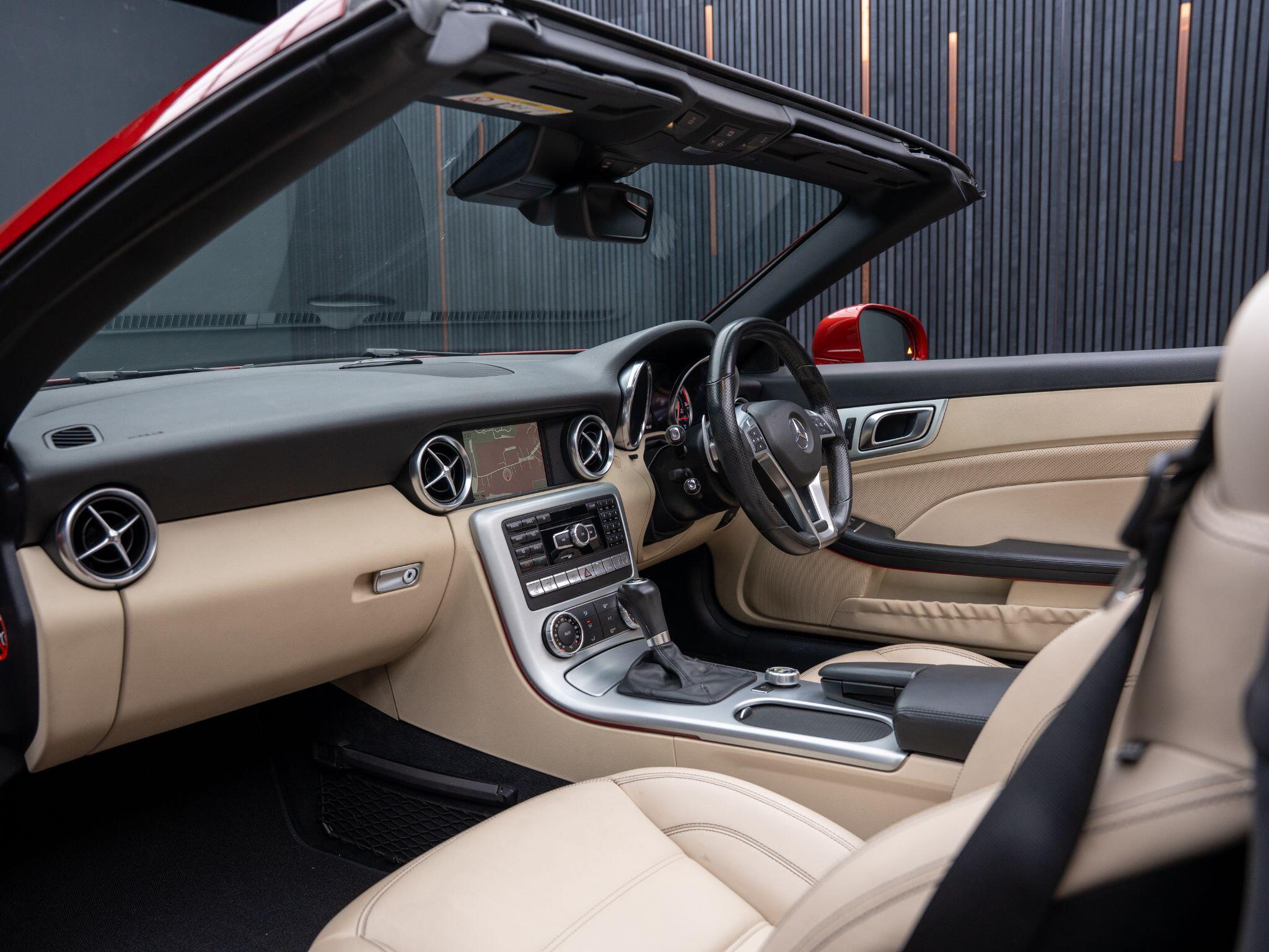 Mercedes-Benz SLK view 41
