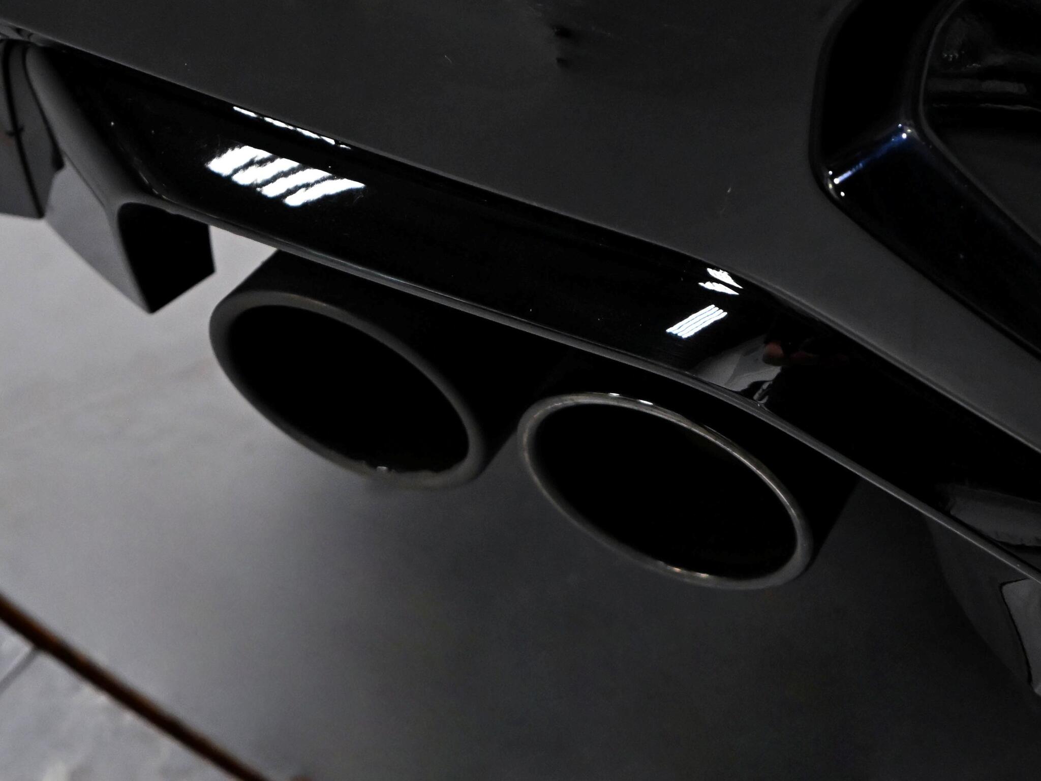 BMW X4 M view 28