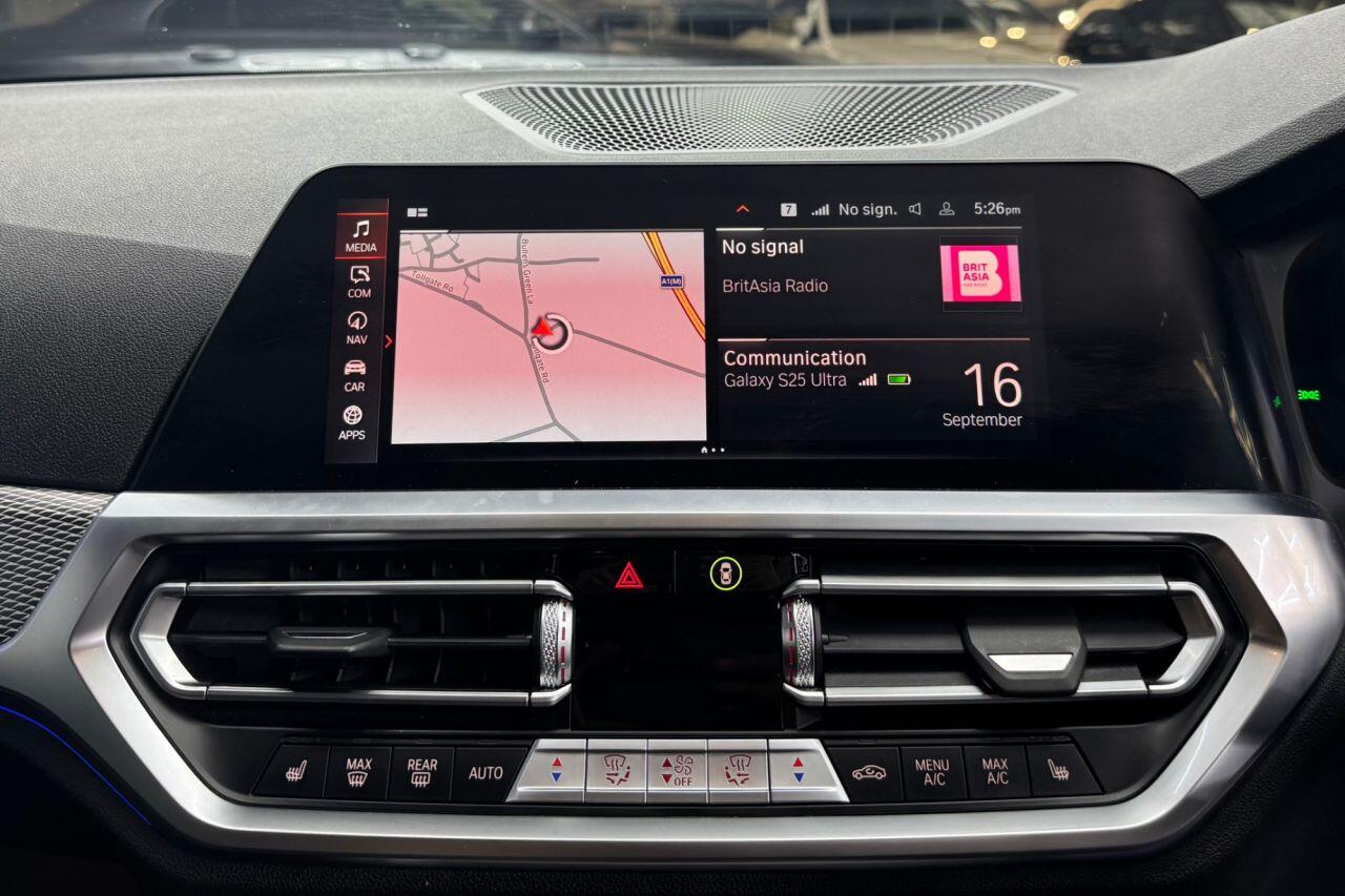 BMW 3 Series view 21