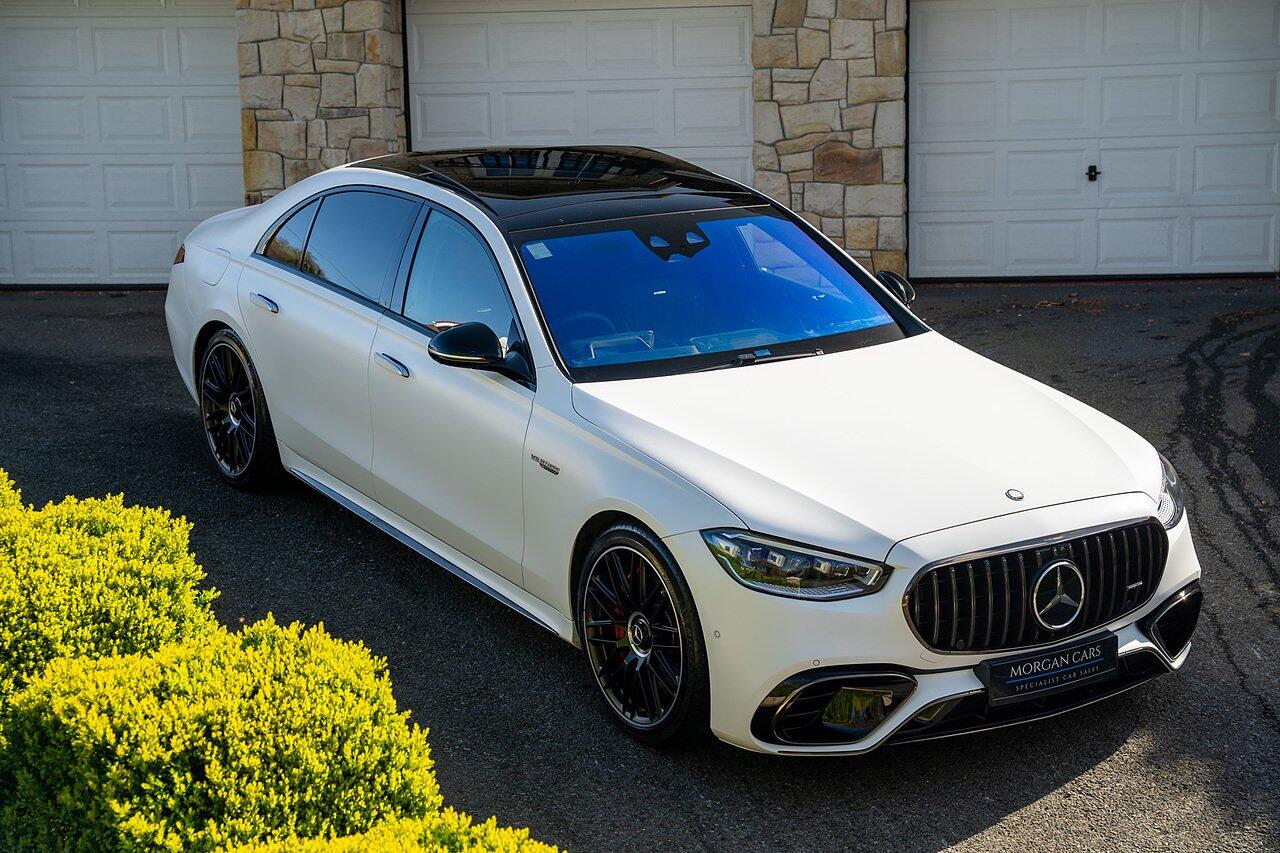 Mercedes-Benz S-Class view 104