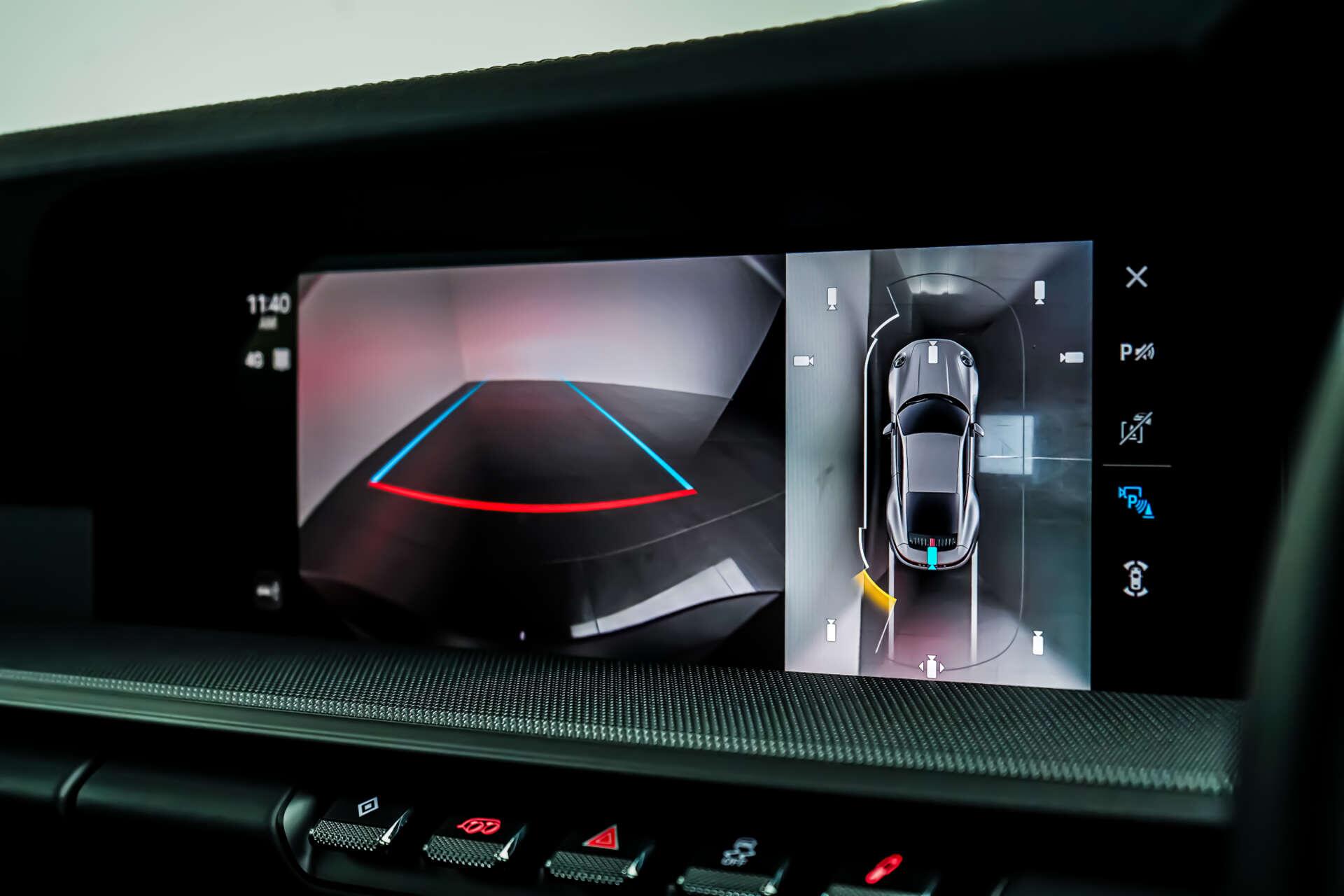 Porsche 911 view 13