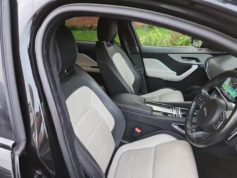 Jaguar F-Pace view 2