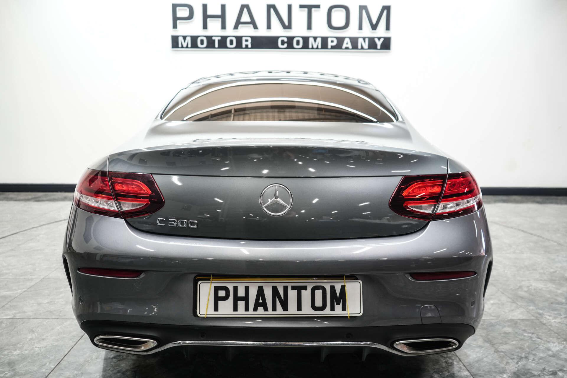 Mercedes-Benz C Class view 9
