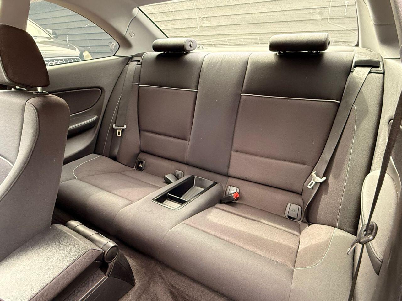 BMW 1 Series view 14